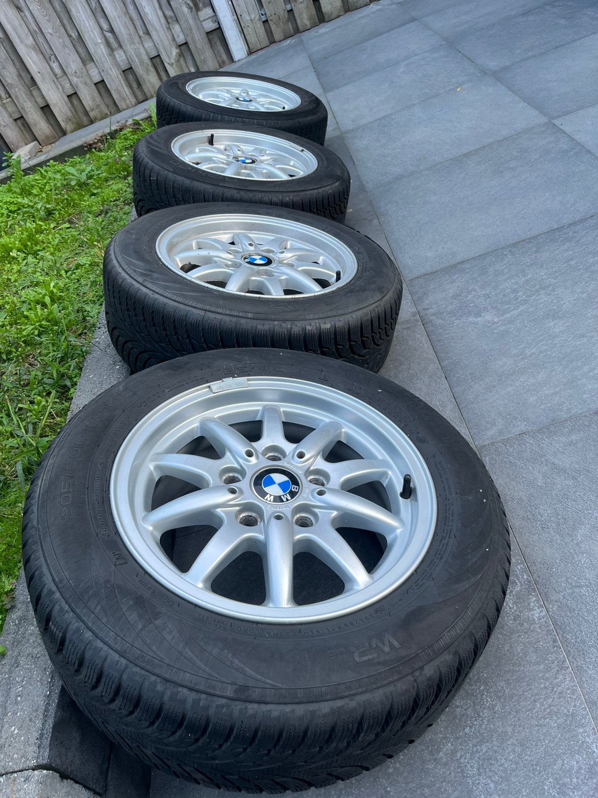 originele BMW Styling 27 15” velgen met banden, Auto-onderdelen, Ophalen, 15 inch, Banden en Velgen, 205 mm