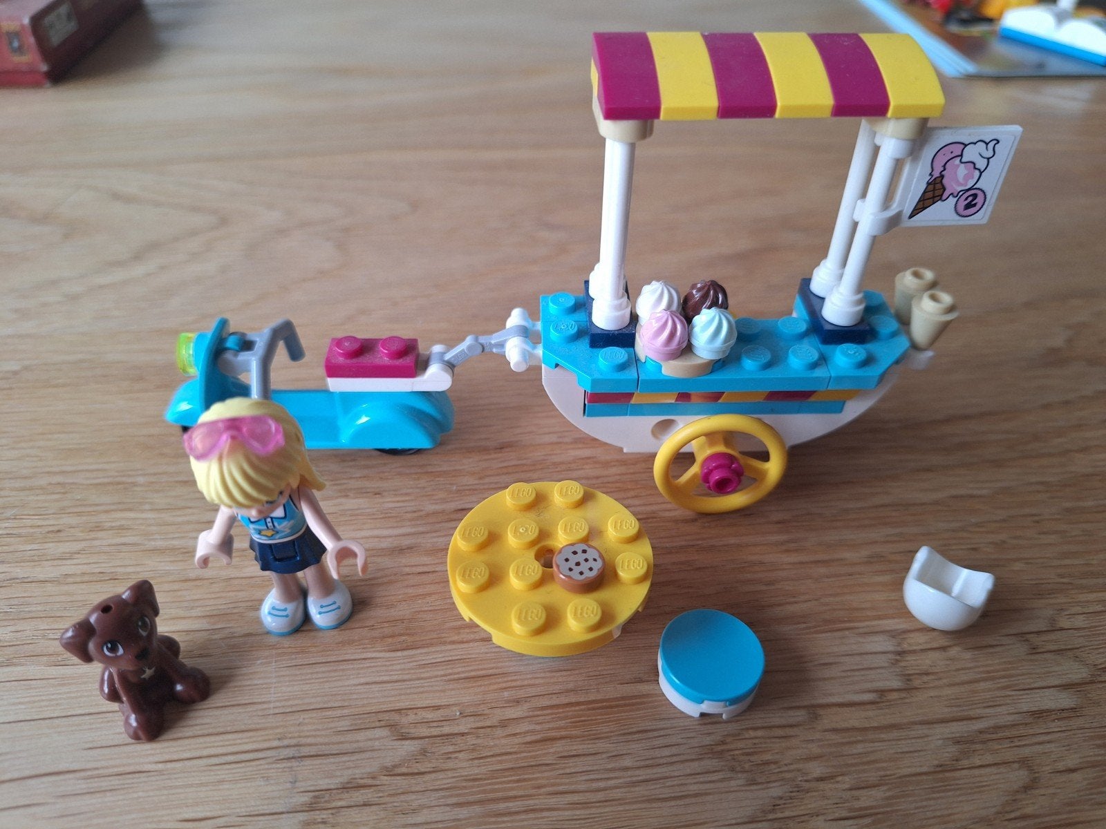 Lego Friends 41389 IJskar met Scooter en Accessoires, Ophalen of Verzenden, Zo goed als nieuw, Overige merken