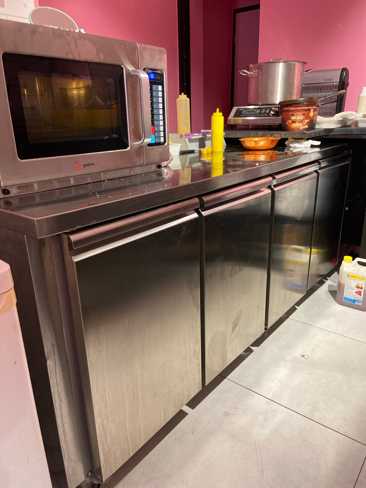 RVS keukenblad met ingebouwde koelkasten, Huis en Inrichting, Keuken | Keukenelementen, Ophalen, Gebruikt