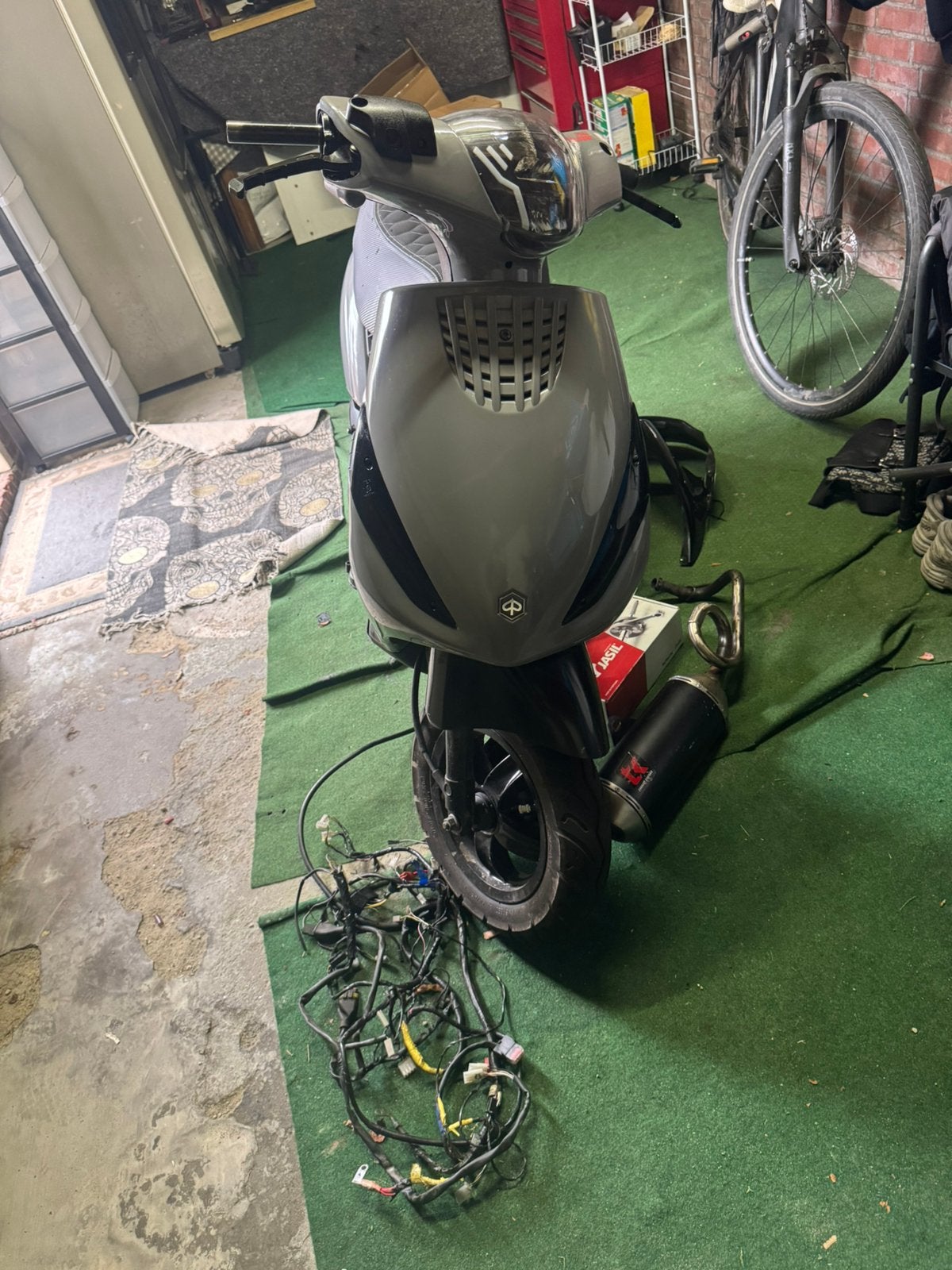 Piaggio Zip 2000 70cc Malossi Sport met extra's, Fietsen en Brommers, Scooters | Piaggio, Tweetakt, Gebruikt, Maximaal 45 km/u