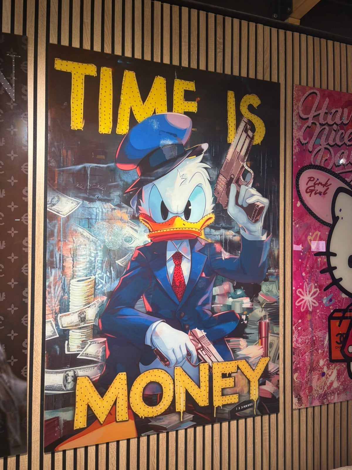 Nieuw plexiglas 100/150 cm time is money schilderij, Tekening, Nieuw, Ophalen of Verzenden, 100 tot 125 cm