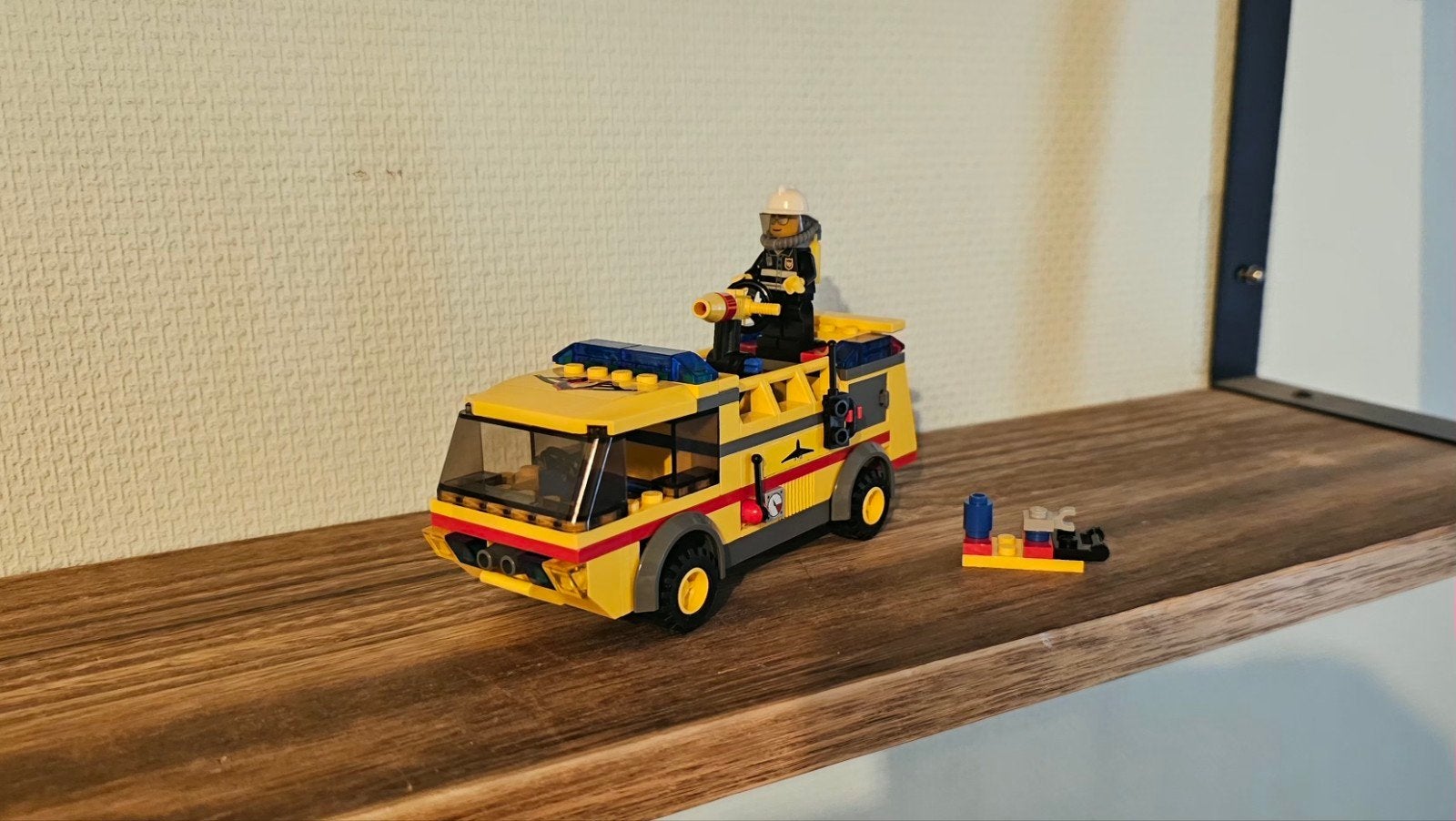 LEGO City - Vliegveld brandweerwagen, Compleet, Lego, Ophalen of Verzenden, Complete set