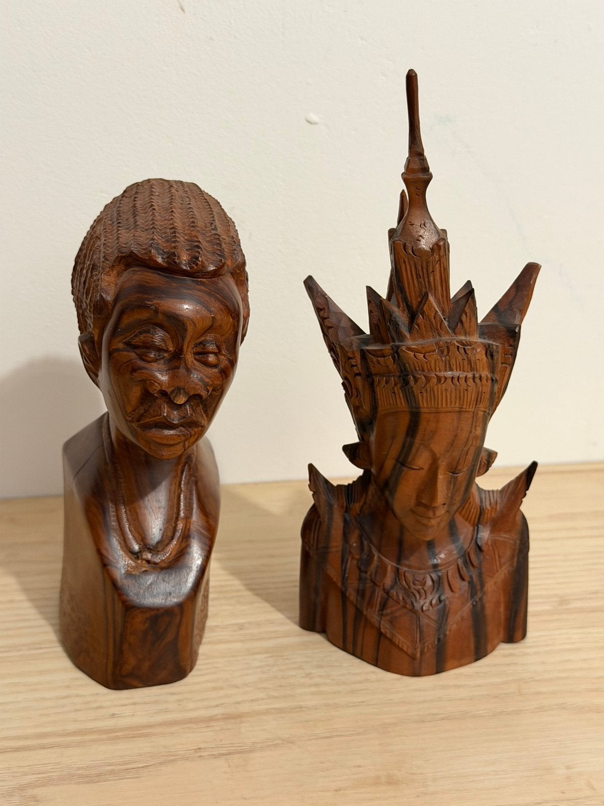 Set vintage Balinese bustes – Coromandelhout – Art Deco, Antiek en Kunst, Art deco, Buste, Ophalen of Verzenden, Handgemaakt