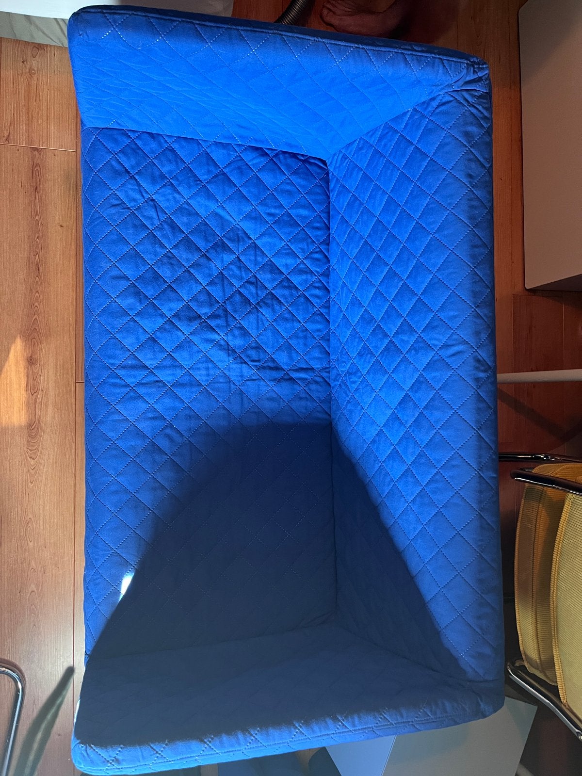 Gratis op te halen: Compacte blauwe 2-zitsbank, wasbare hoes, Ophalen, Gebruikt, Tweepersoons, 75 tot 100 cm