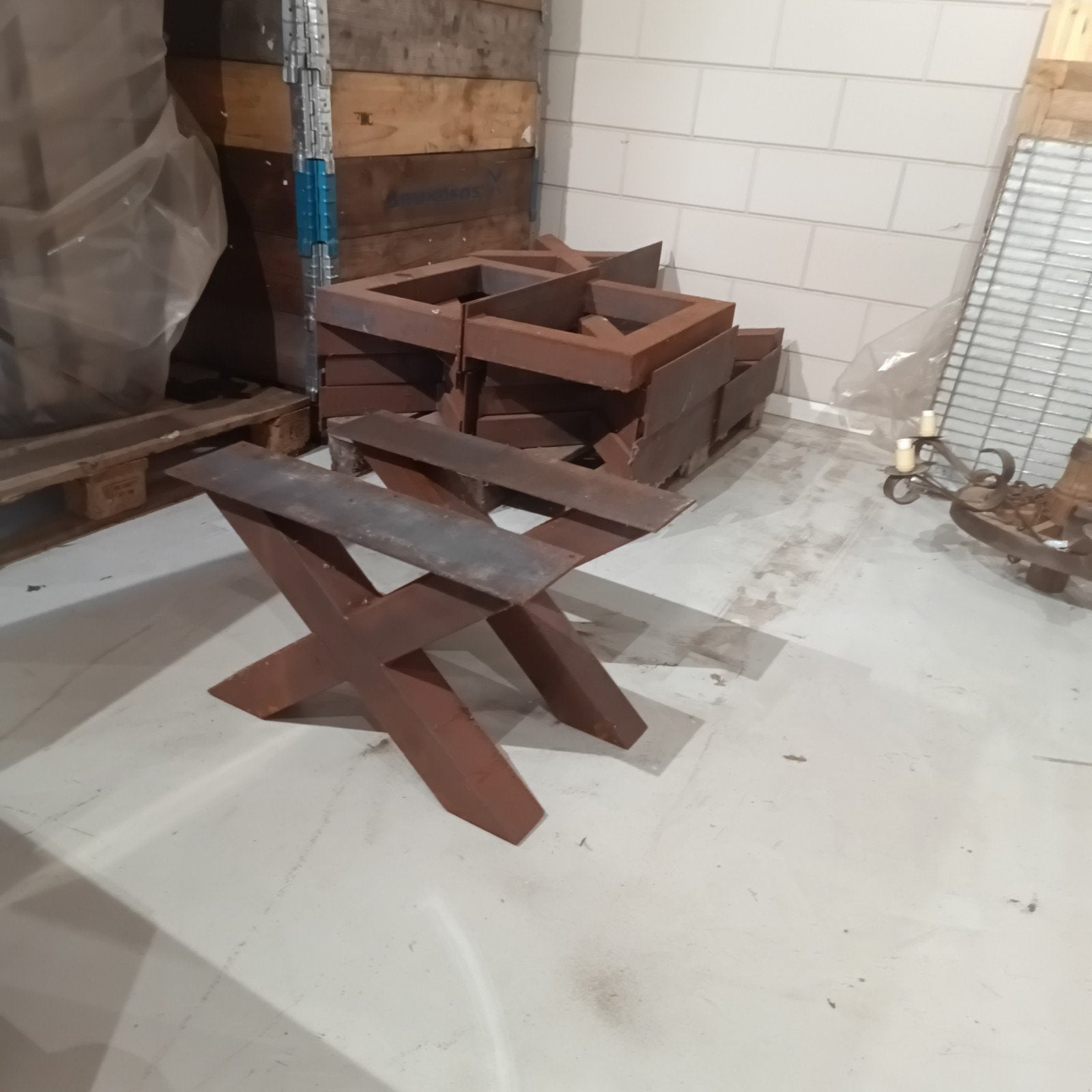 Mooie partij Geroeste Salontafel poten, Ophalen, IJzer