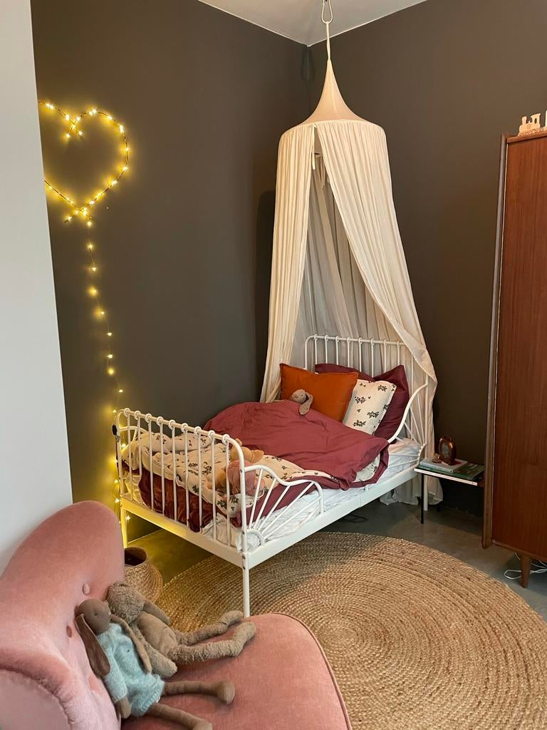 Kinderbed/peuterbed Ikea Minnen wit, Ophalen, Zo goed als nieuw, Jongetje of Meisje