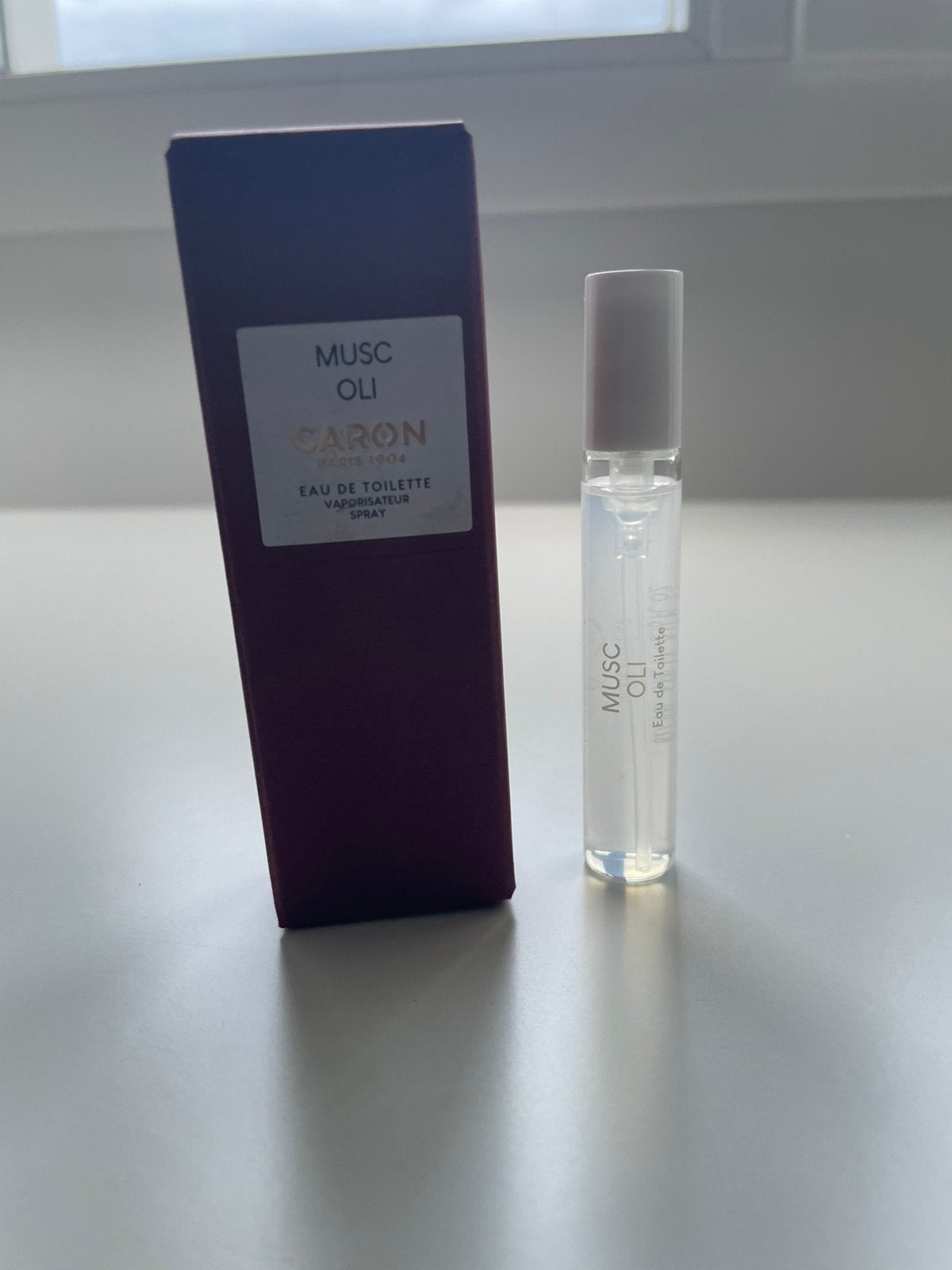 Caron Musc Oli Eau de Toilette - Sample/Reisformaat 5 ml, Ophalen of Verzenden, Zo goed als nieuw
