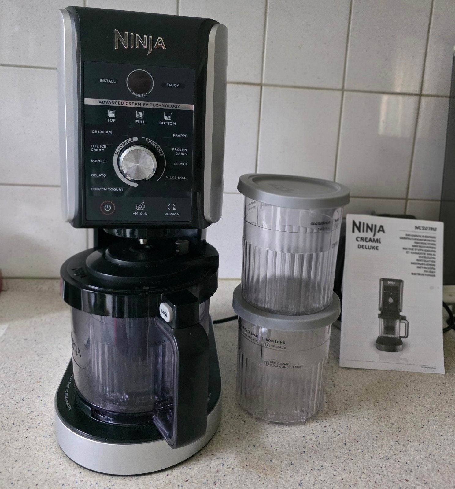 Ninja Creami Deluxe IJsmachine NC501EU z.g.a.n., Witgoed en Apparatuur, IJsmachines, Ophalen, Zo goed als nieuw