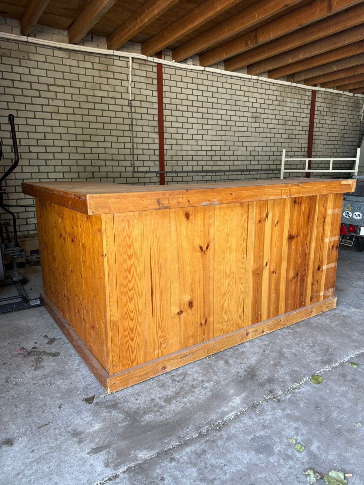 Houten bar met veel opbergruimte, Huis en Inrichting, Barren, Ophalen, Gebruikt