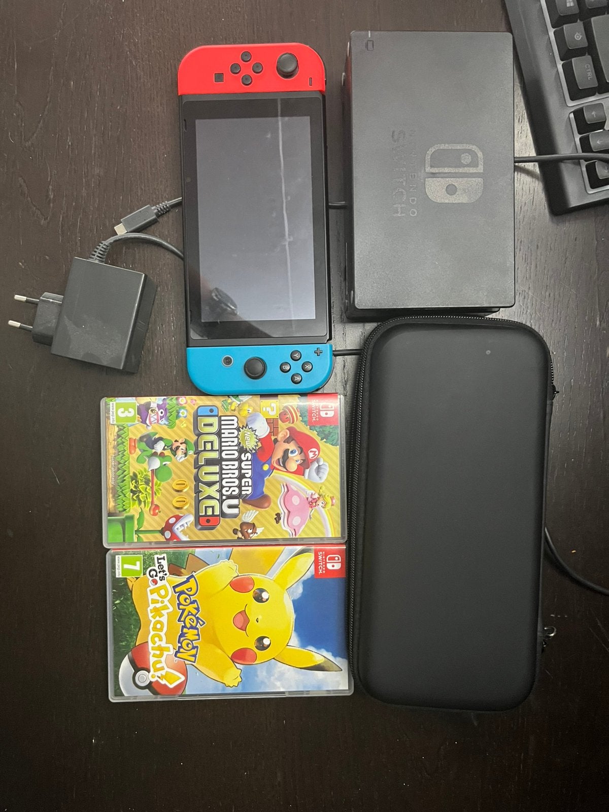 Nintendo switch met 2 spellen, Ophalen, Met games, Met 2 controllers, Zo goed als nieuw