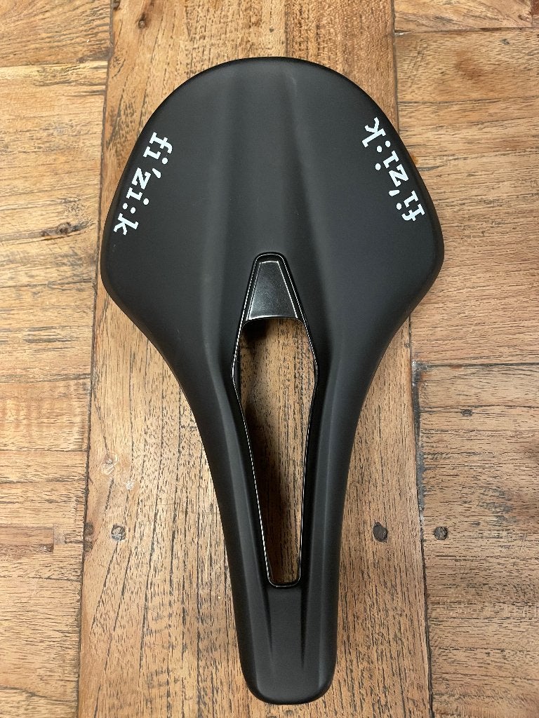 FIZIK Tempo Argo R5 Zadel Zwart, Nieuw, Ophalen of Verzenden, Zadel, Racefiets