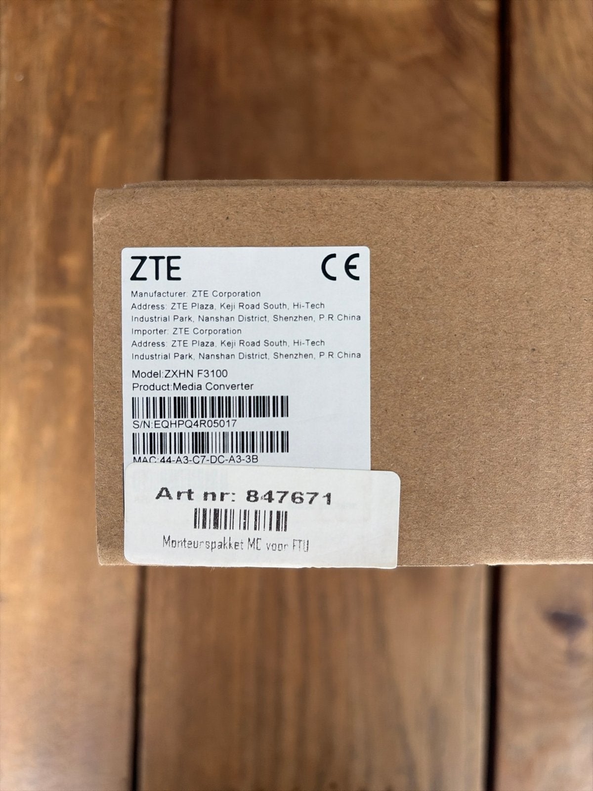 ZTE ZXHN F3100 Glasvezel kastje, Computers en Software, Ophalen of Verzenden, Nieuw