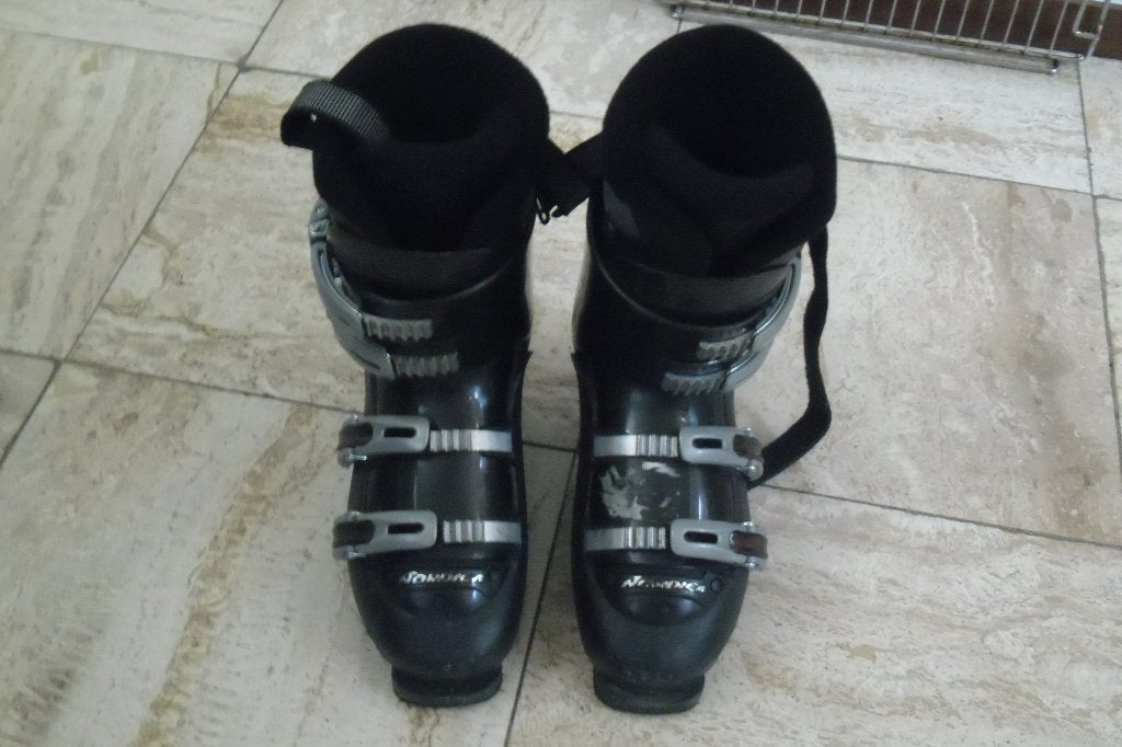 skischoenen Nordica met tas schoenmaat 40, Gebruikt, Schoenen, Ophalen of Verzenden, Nordica