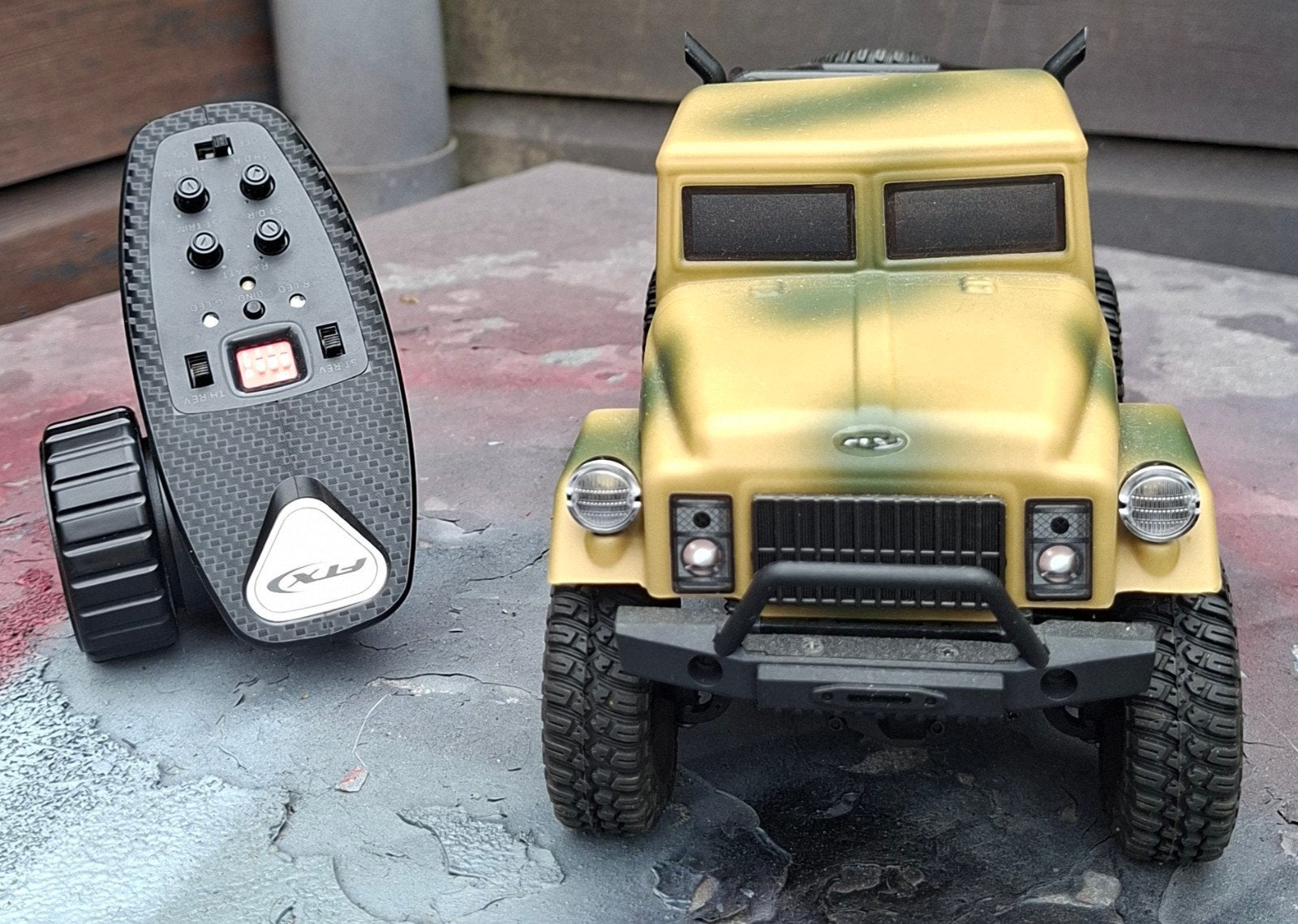 Ftx 1/18  6x6  te koop of te ruil, Ophalen of Verzenden, Zo goed als nieuw, Auto offroad