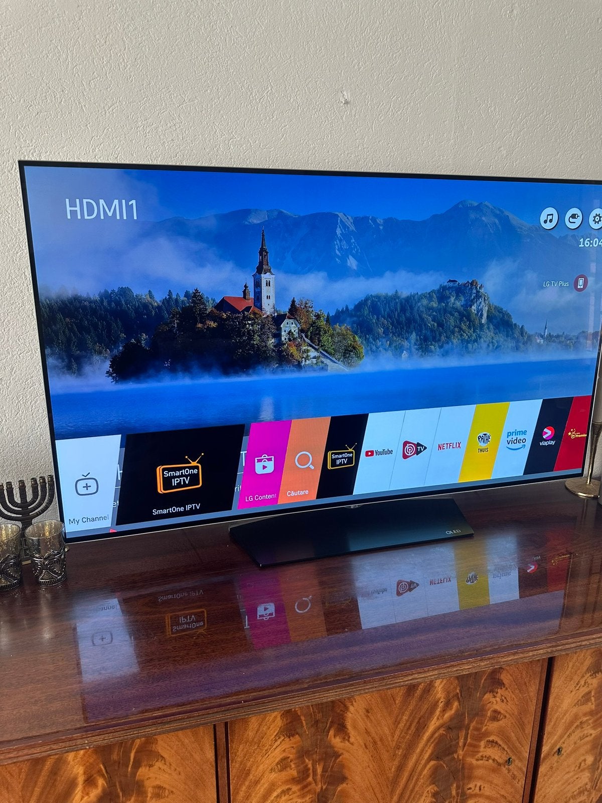 LG OLED smart tv 4k UHD 55 inch, Ophalen, 120 Hz, Zo goed als nieuw, 100 cm of meer