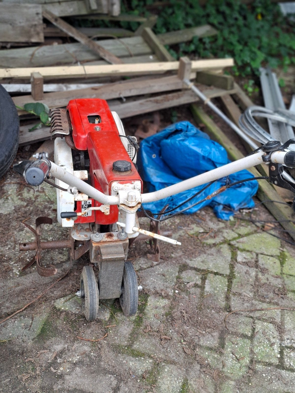 Gebruikte benzine tuinfrees - Opknapper, Ophalen, Benzine, Gebruikt, Onbekend