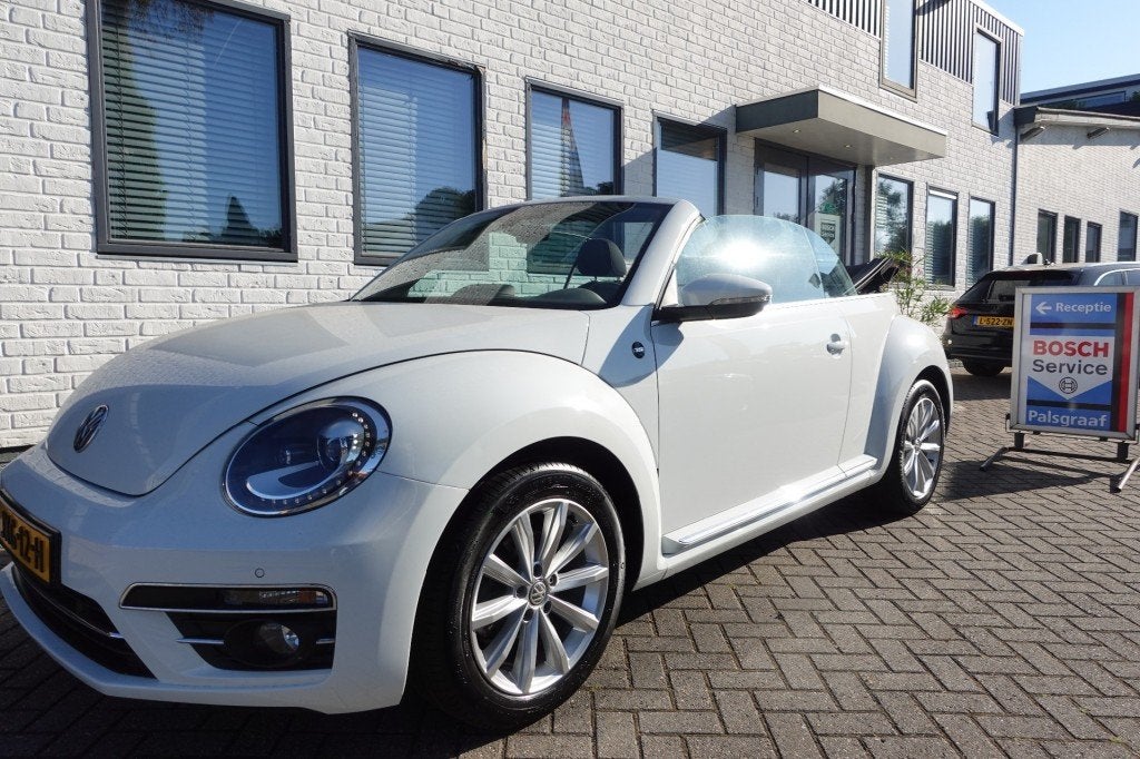 Volkswagen BEETLE 1.2 TSI  Sound Zeer fraai Clima Winterpack, Auto's, Gebruikt, 4 cilinders, 4 stoelen, Wit