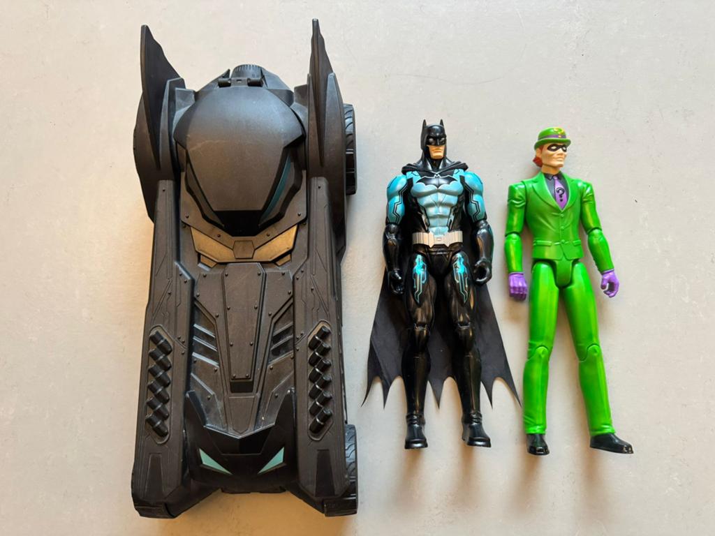 Batman en Joker actiefiguren met Batmobiel, Ophalen of Verzenden, Zo goed als nieuw, Overige typen