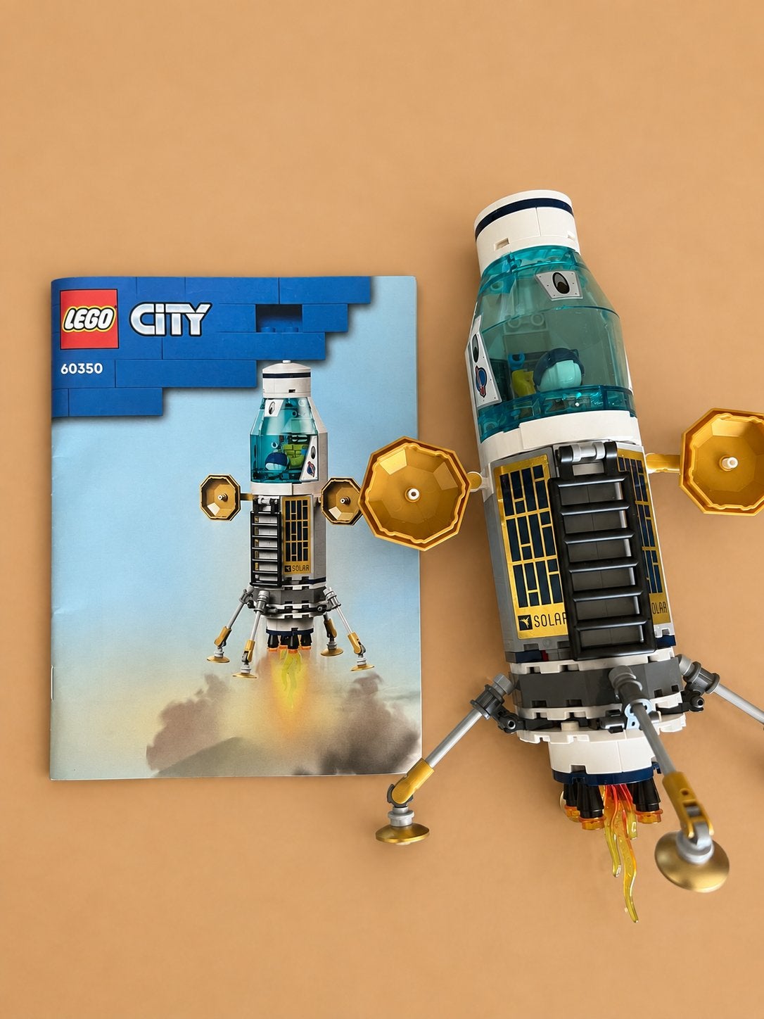 LEGO City Maanbasis Ruimteschip 60350 met boekje, Ophalen of Verzenden, Zo goed als nieuw