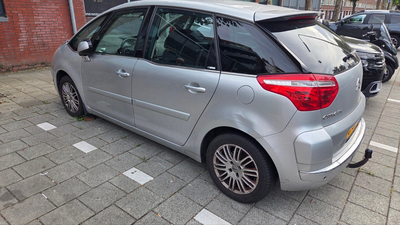 Citroën C4 2.0 16V Eb6v 2008 Grijs, 1486 kg, Stof, Zwart, 4 cilinders