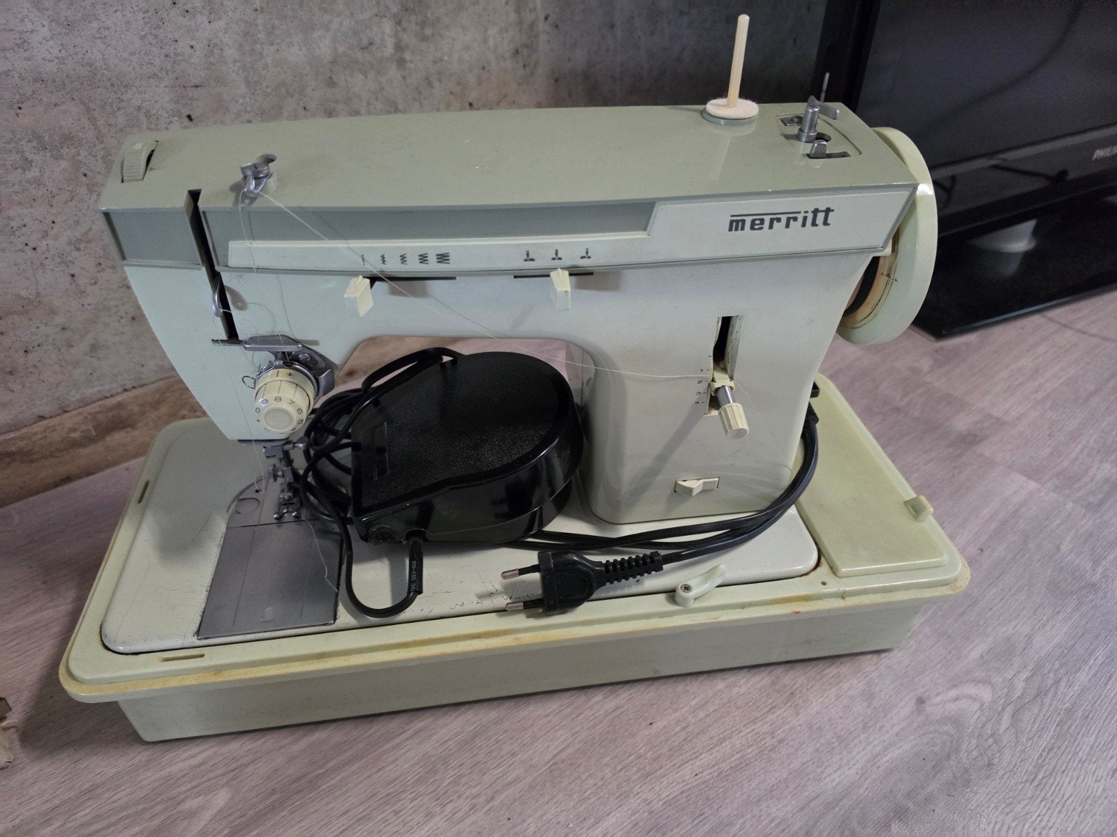 merritt naaimachine, Antiek en Kunst, Antiek | Naaimachines, Ophalen