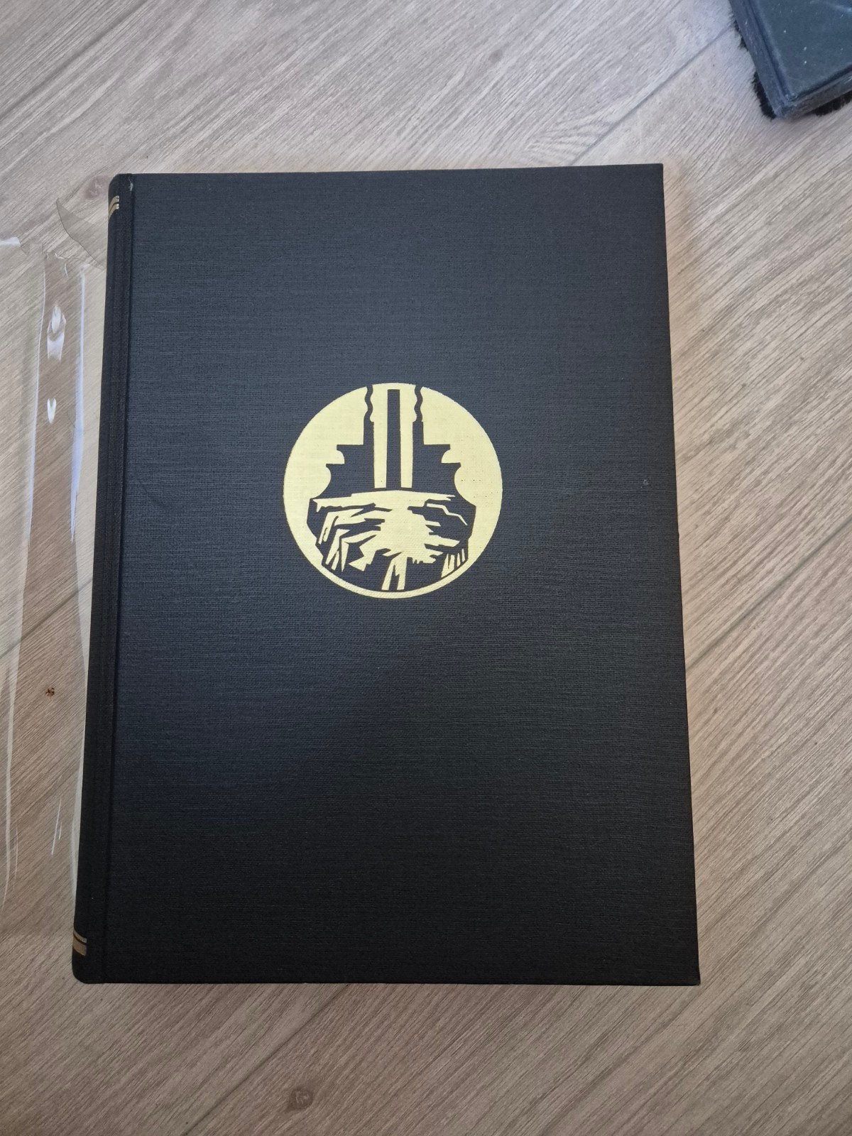 Gedenkboek Staatsmijnen in Limburg - 50-jarig bestaan, Boeken, Ophalen of Verzenden, 20e eeuw of later, Zo goed als nieuw, Onbekend