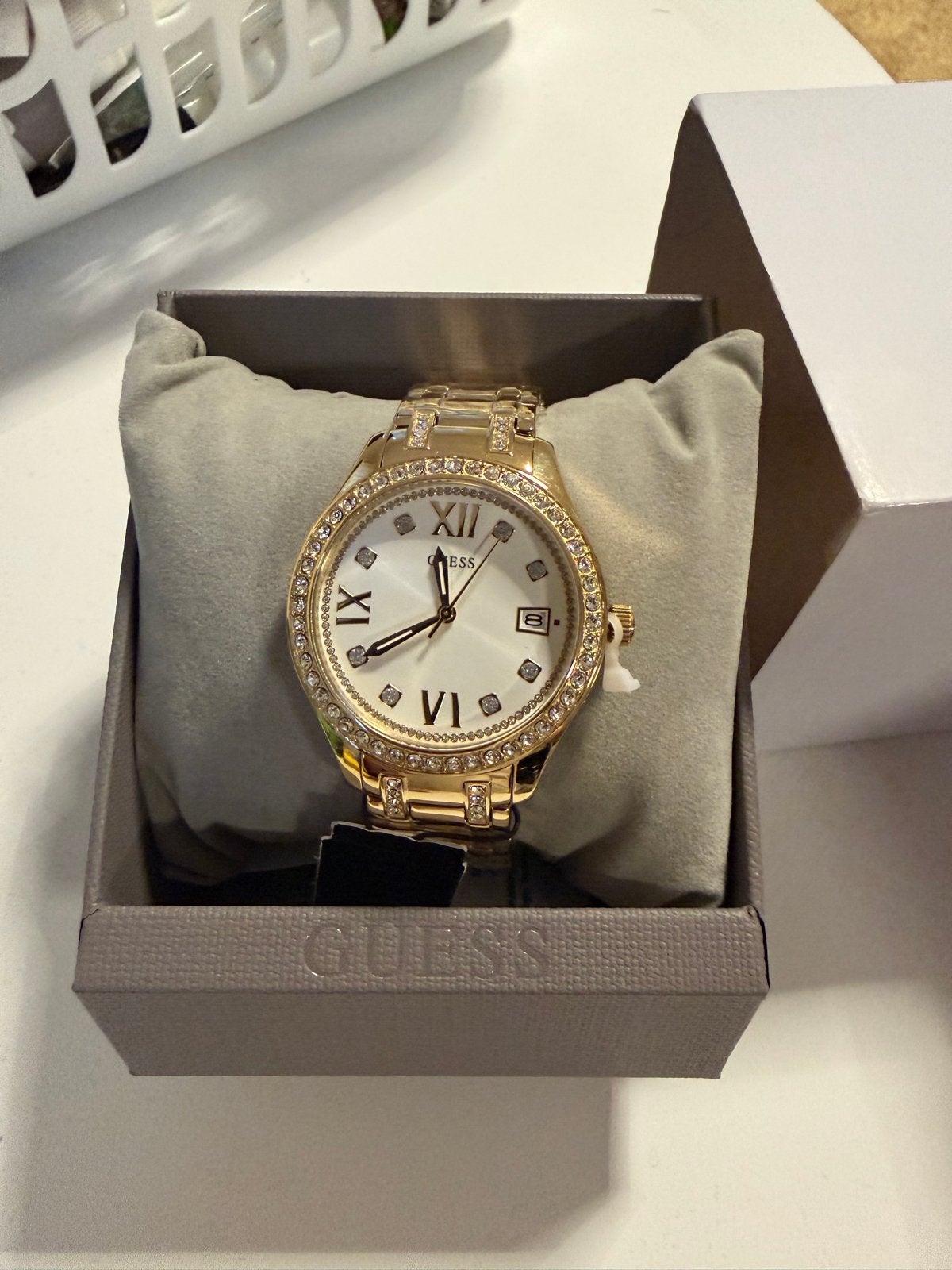 Gouden Guess Dameshorloge Ladies Sport - NIEUW IN DOOS!, Ophalen, Guess, Polshorloge, Zo goed als nieuw