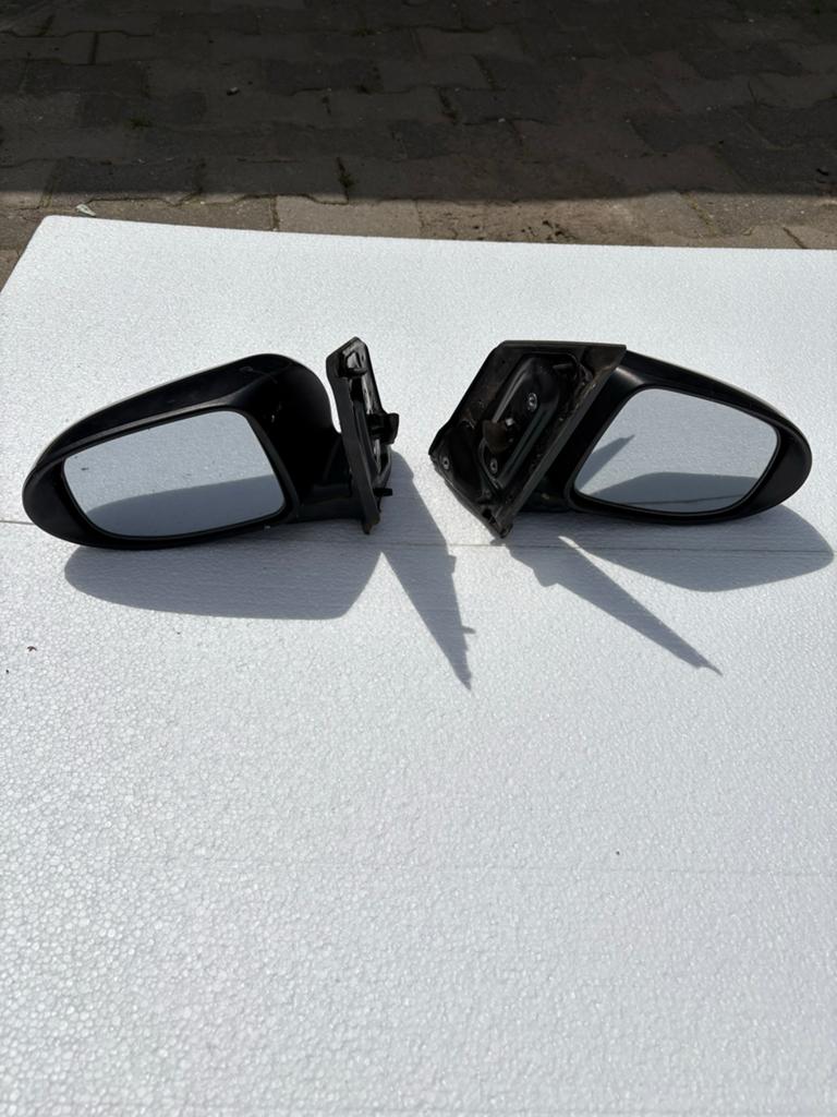 Rechts/Links buiten spiegels Daihatsu Cuore bj 2008/2014, Auto-onderdelen, Spiegels, Ophalen of Verzenden, Gebruikt, Daihatsu
