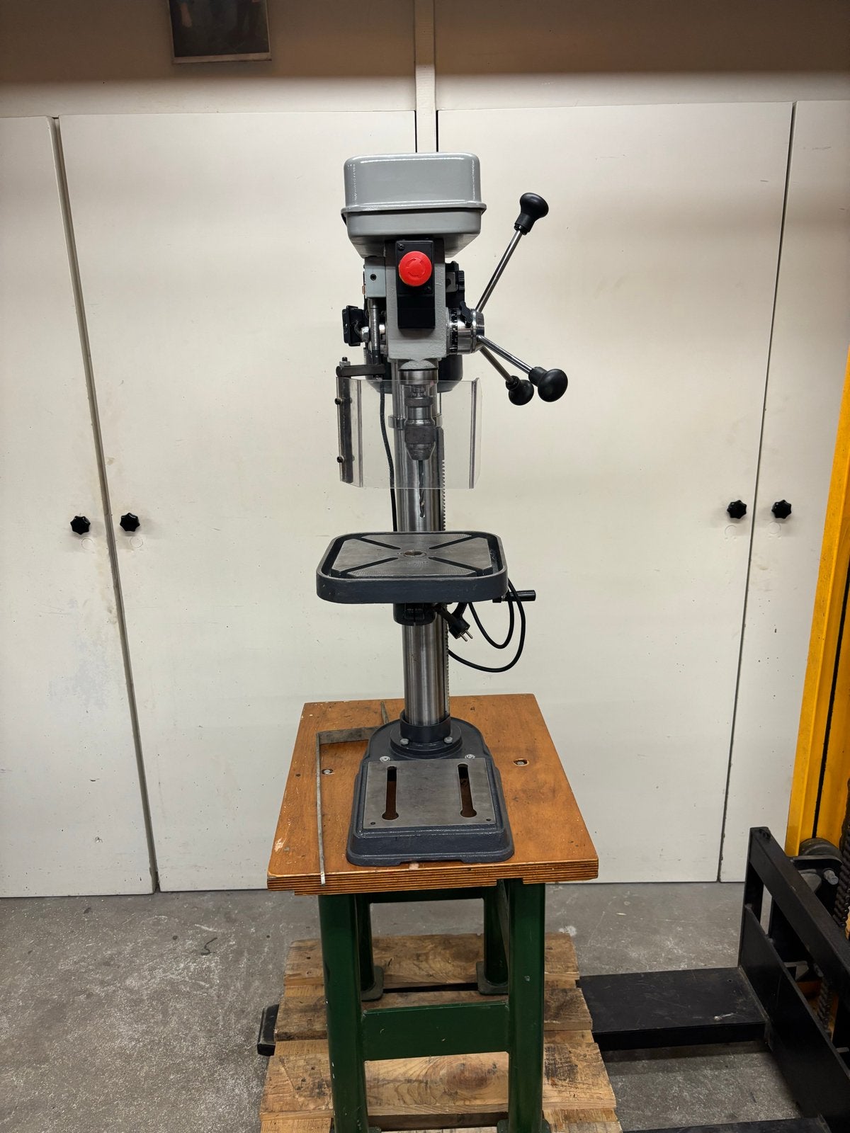 Huvema HU 16 Industry Kolomboormachine, Doe-het-zelf en Verbouw, Gereedschap | Boormachines, Ophalen, Gebruikt, Minder dan 400 watt