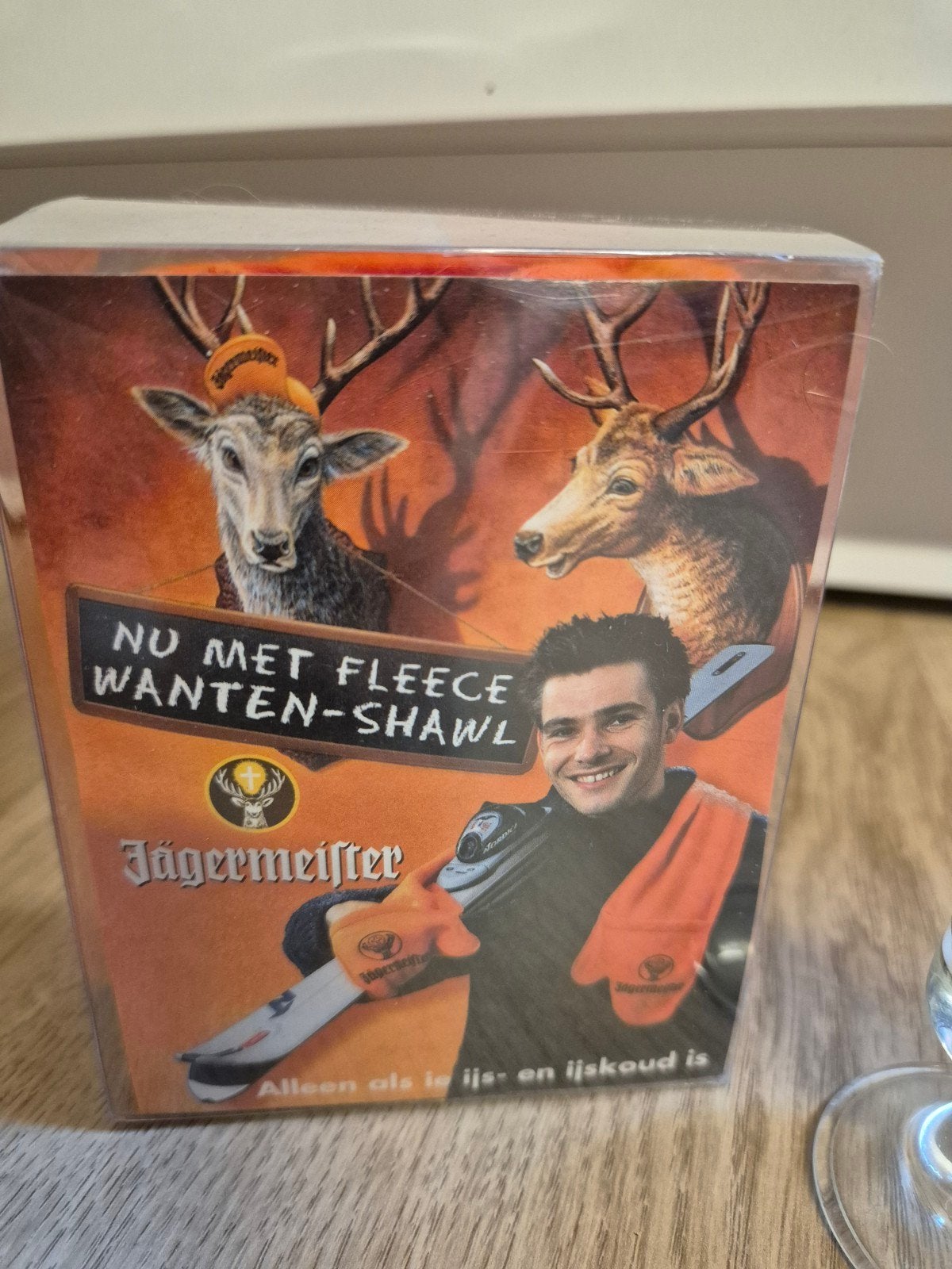 Jagermeister glaasje en wanten sjaal, Ophalen of Verzenden