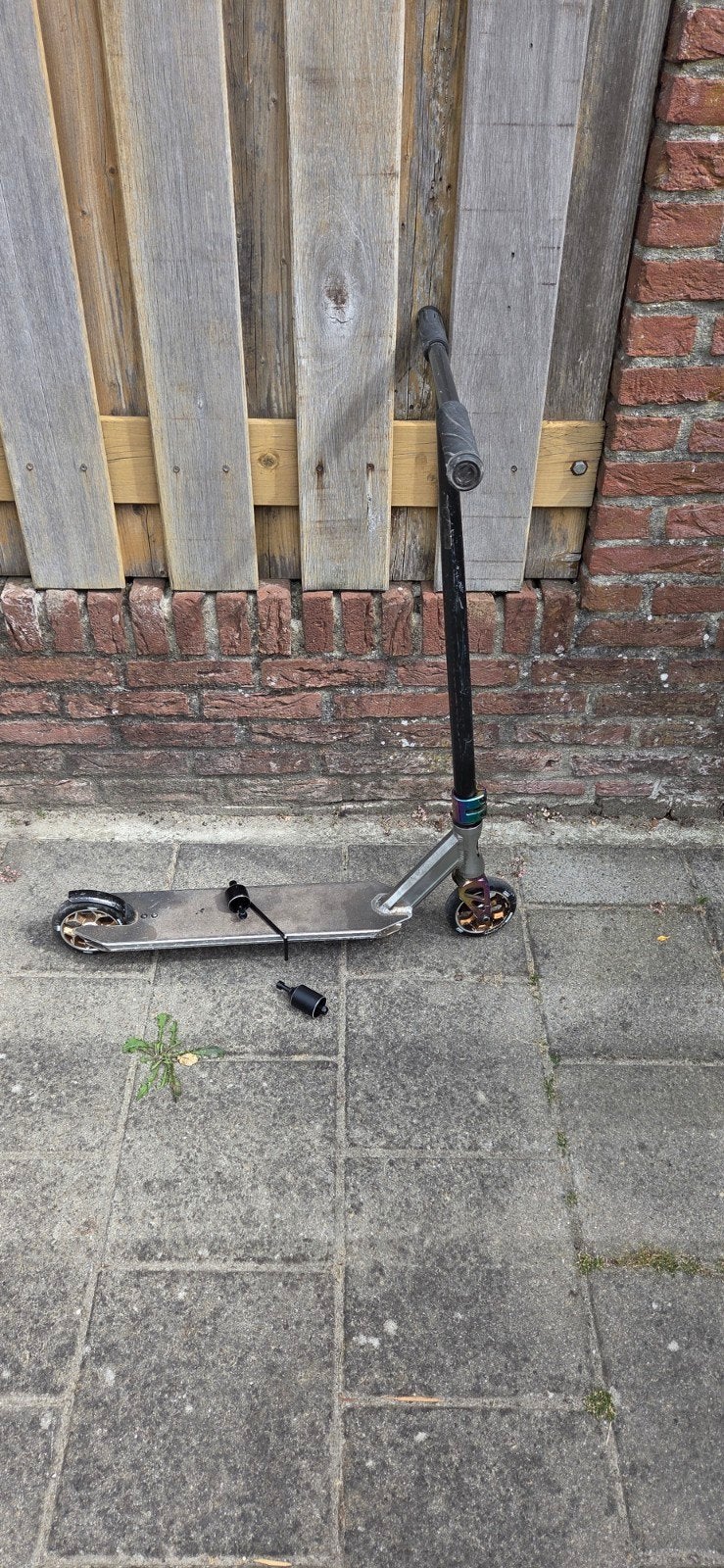 Stuntstep met pegs en inbussleutel, Fietsen en Brommers, Steps, Ophalen of Verzenden, Gebruikt, Gewone step, Onbekend