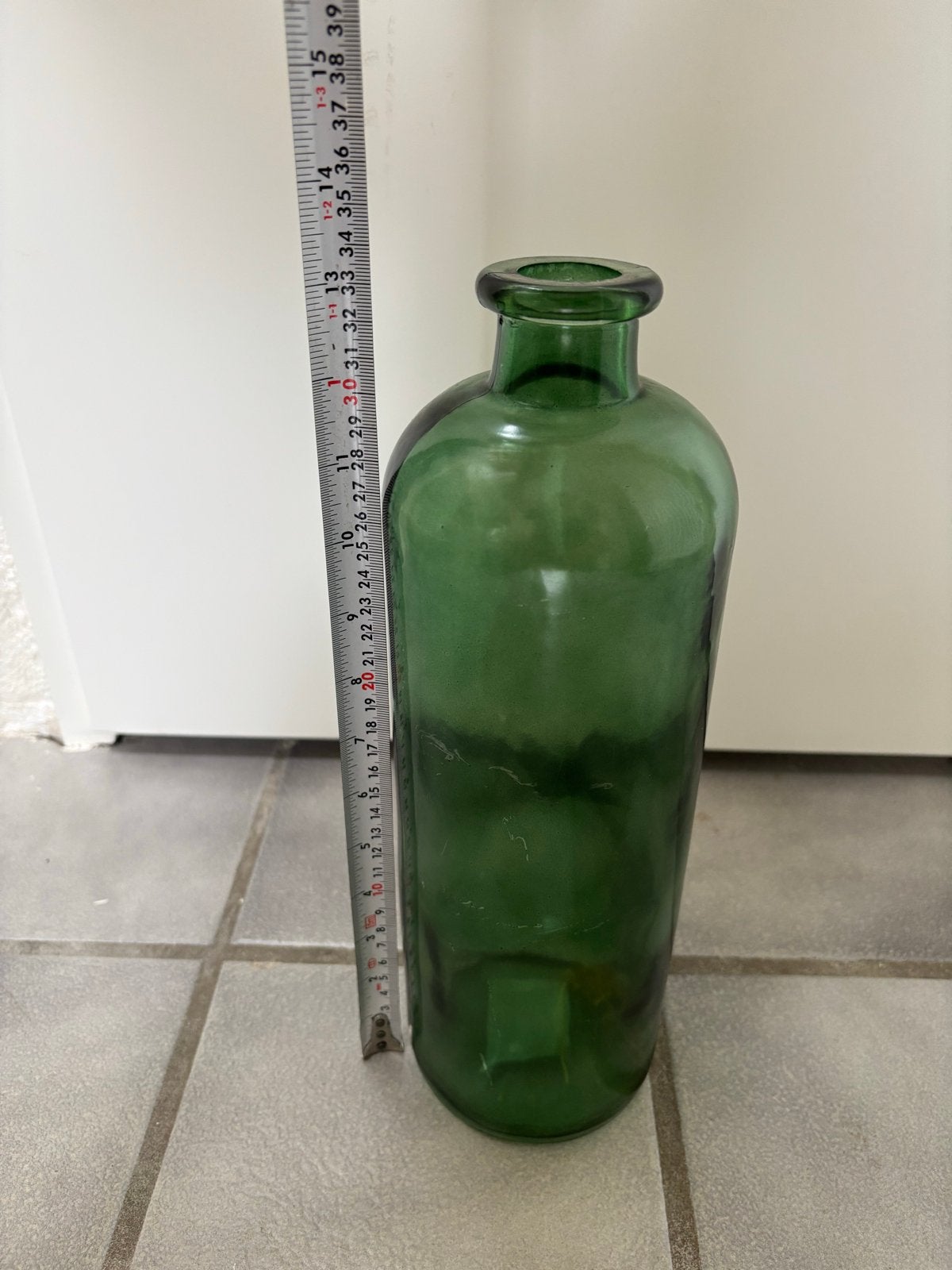 Groene glazen fles - 33 cm hoog, Ophalen