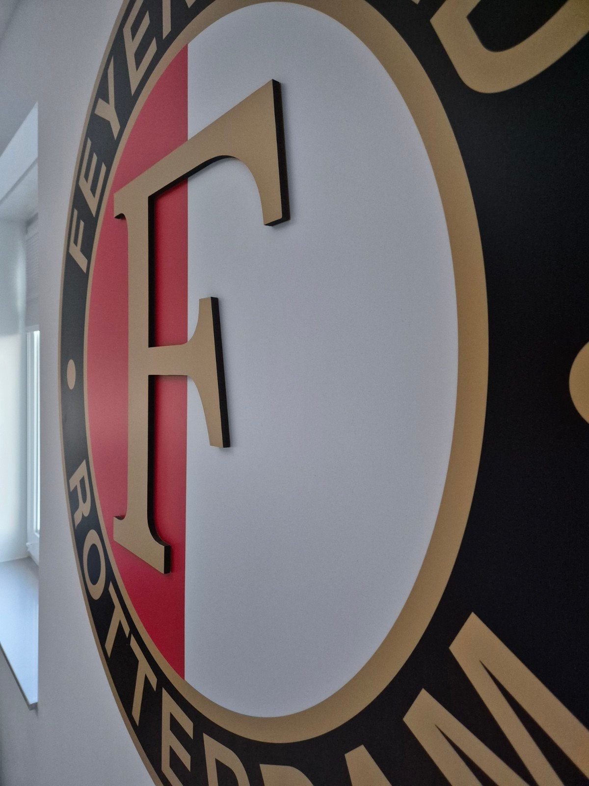 Uniek Feyenoord logo - Opliggende F op hard plastic, Ophalen of Verzenden