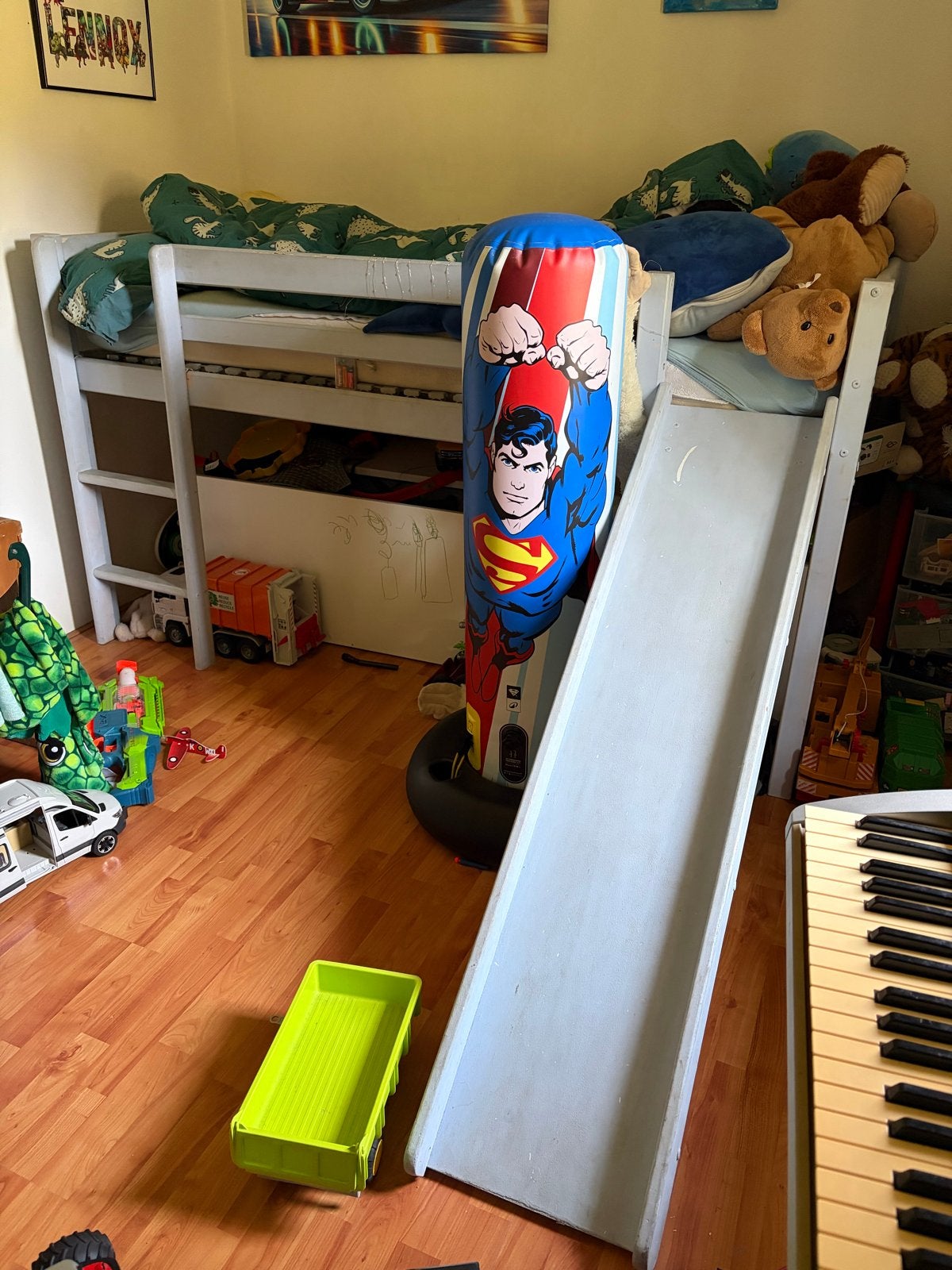 Halfhoogslaper met glijbaan - perfect voor kinderkamer, Huis en Inrichting, Slaapkamer | Stapelbedden en Hoogslapers, Ophalen