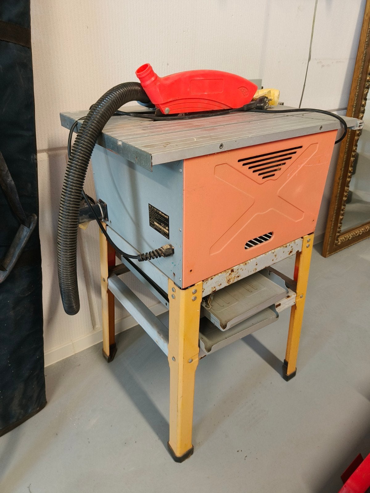 Einhell TKS 15/250 UV Zaagtafel, Ophalen, Gebruikt, Cirkelzaag, 70 mm of meer