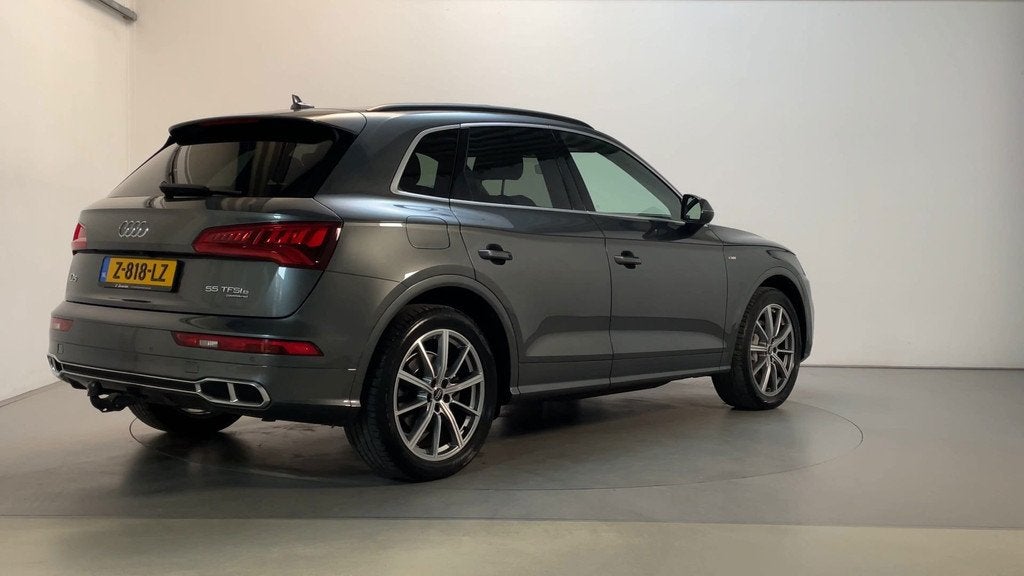 Audi Q5 55 TFSI e Quattro Competition S-Line Panoramadak Luc, Automaat, 4 cilinders, Plug-in hybride, Bedrijf