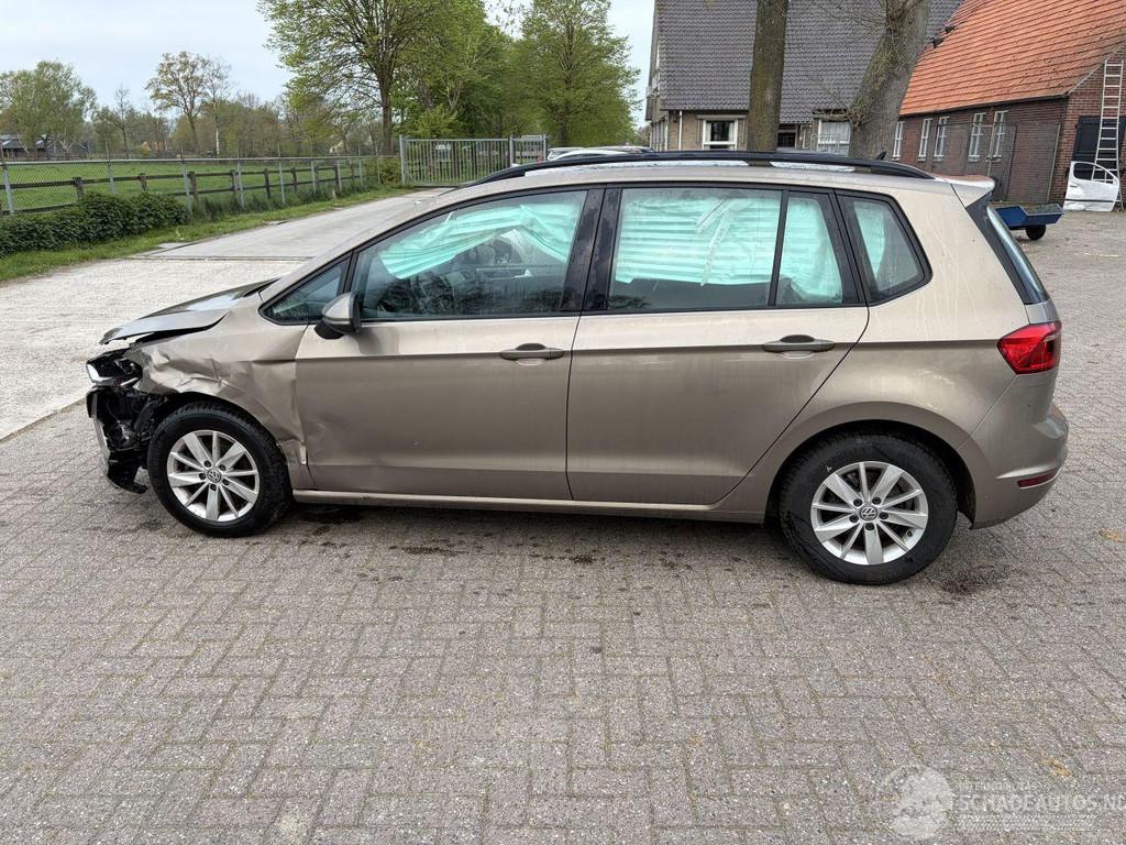 Volkswagen Golf Sportsvan 1.2 automaat (bj 2014), Auto diversen, Schadeauto's, Automaat, Volkswagen, 1200 cc, Zilver of Grijs