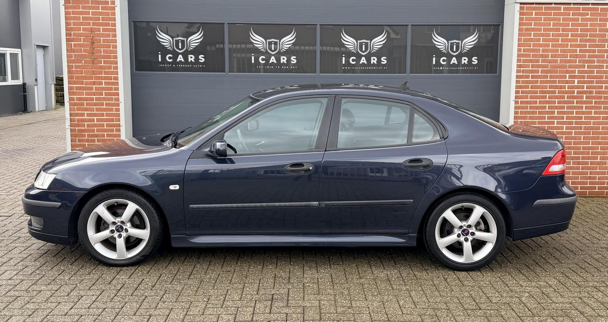 Saab 9-3 Sport Sedan 1.8t Linear Sport Navi PDC 2e eigenaar, Auto's, Gebruikt, Huisgarantie, 4 cilinders, Blauw