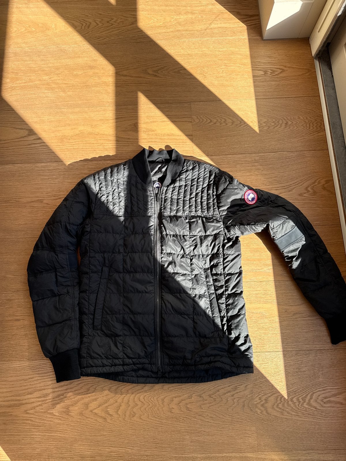 Canada Goose Hybridge Lite Bomber Jacket Zwart maat XL, Kleding | Heren, Verzenden, Zo goed als nieuw, Maat 56/58 (XL), Zwart