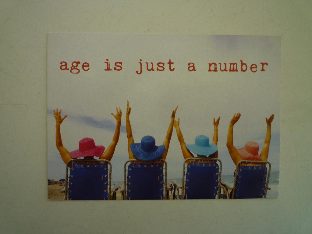 Grappige kaart met tekst age is just a number, Ophalen of Verzenden, Voor 1920, Overige thema's