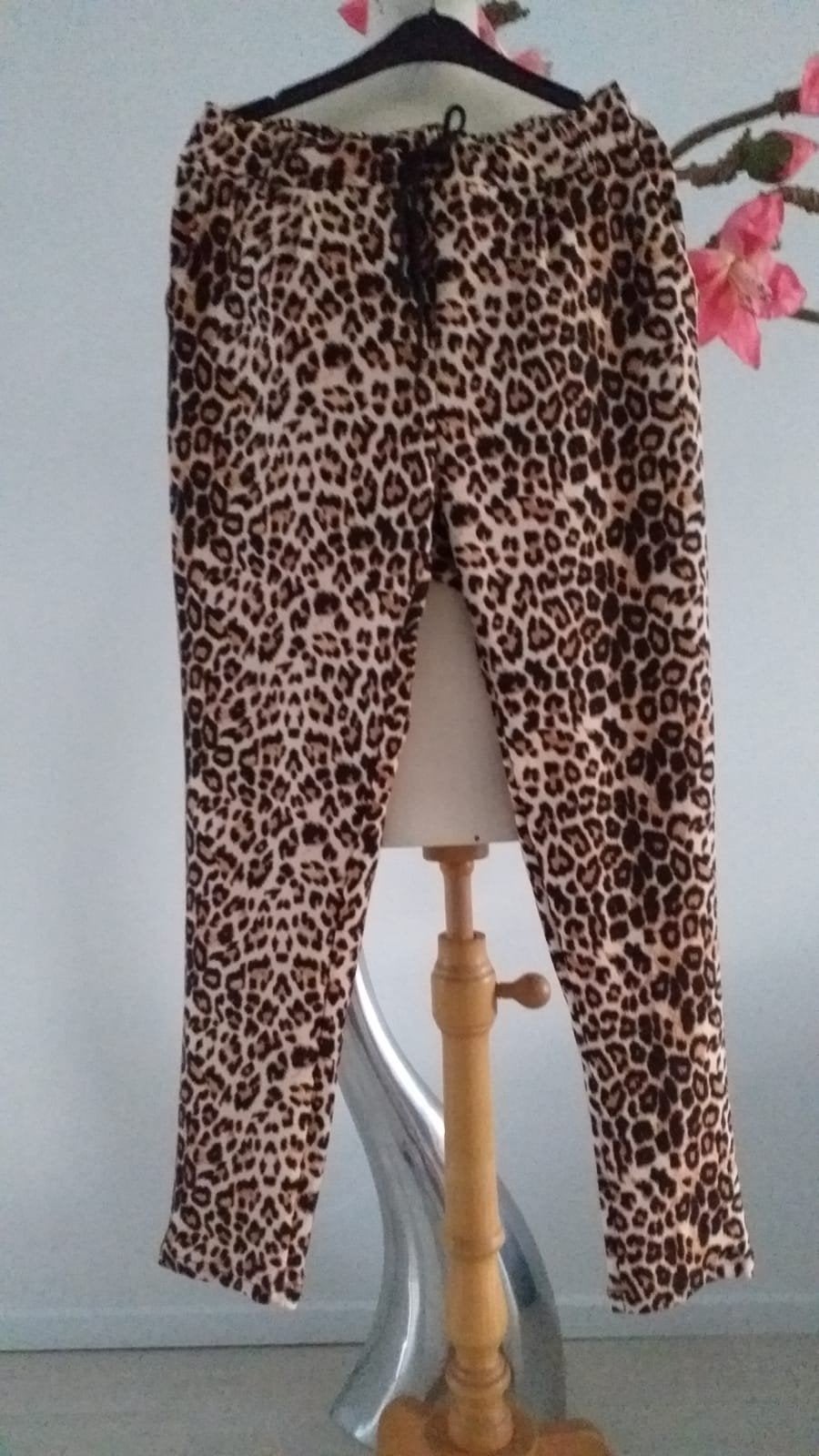 Comfortabele Leopard Print Broek - Maat M, Bruin, Ophalen of Verzenden, Zo goed als nieuw, Lang