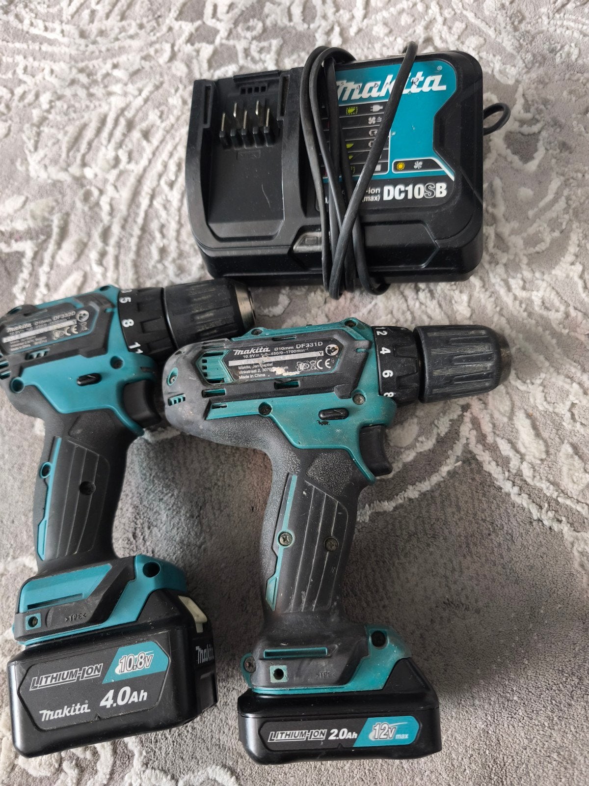 Accutool set Makita DF331D & DF332D met lader en accu's, Ophalen of Verzenden