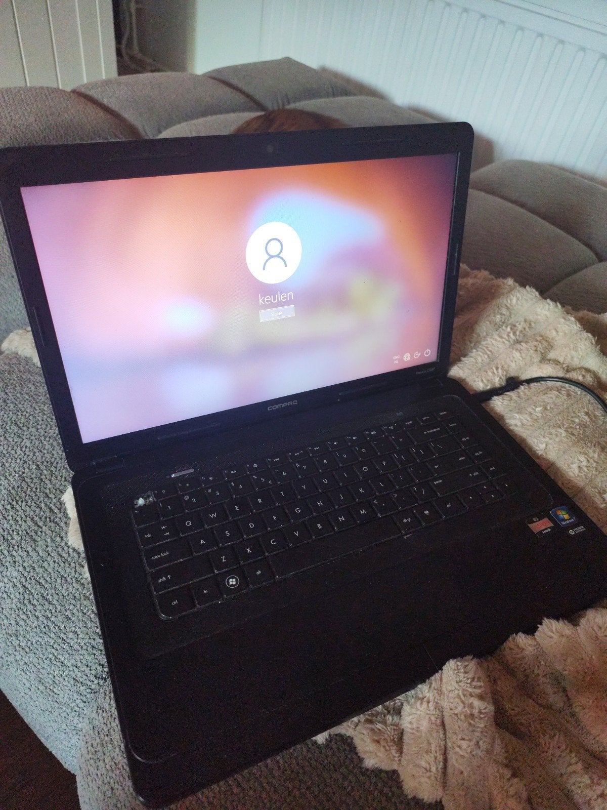 Compaq Laptop - Ideaal voor basisgebruik, Computers en Software, Windows Laptops, Ophalen, Gebruikt, 2 tot 3 Ghz, Compaq