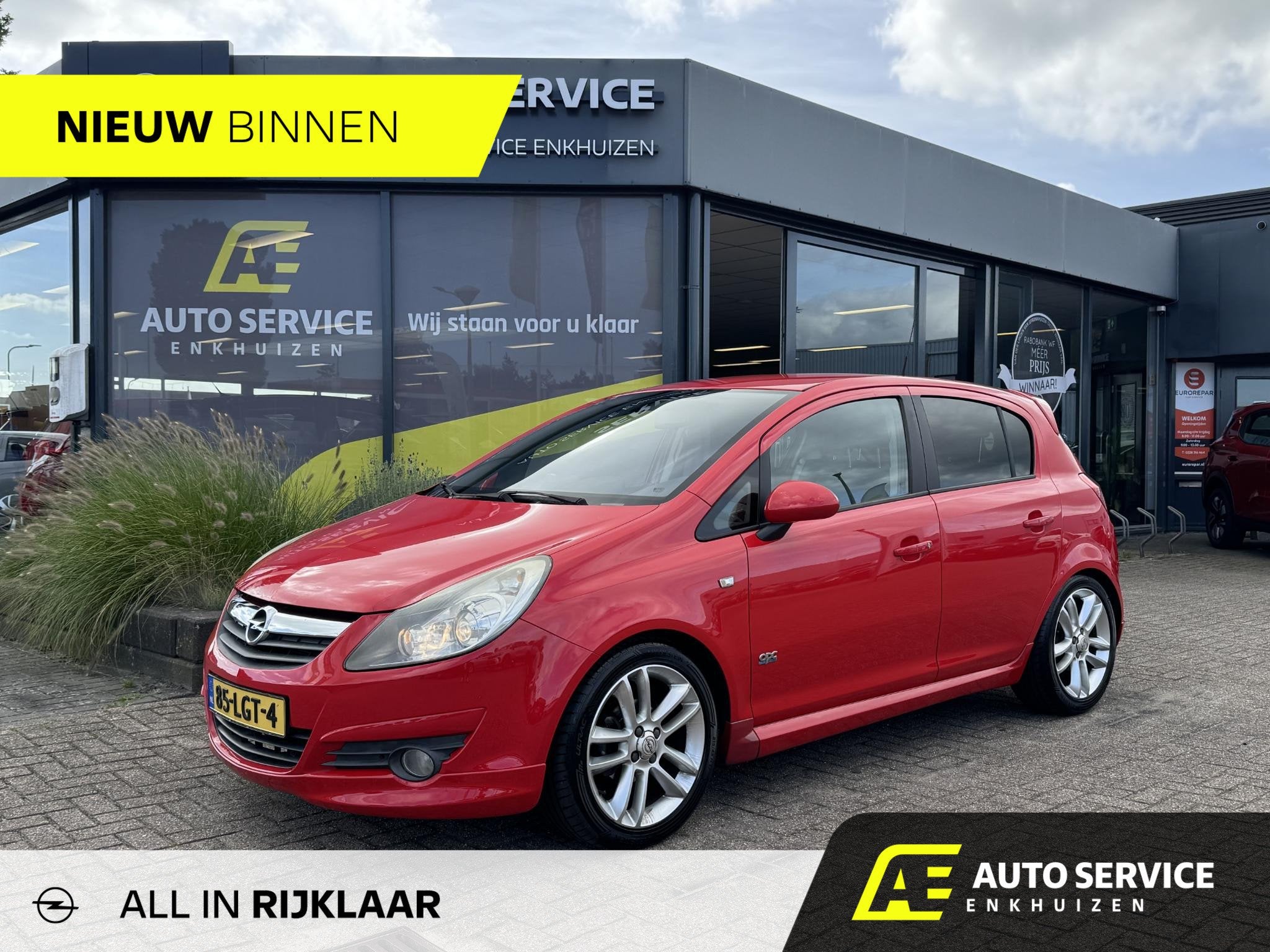 Opel Corsa 1.4-16V Cosmo AUT Rijklaar incl beurt en 6m garan, Auto's, Gebruikt, 4 cilinders, 49 €/maand, 1364 cc