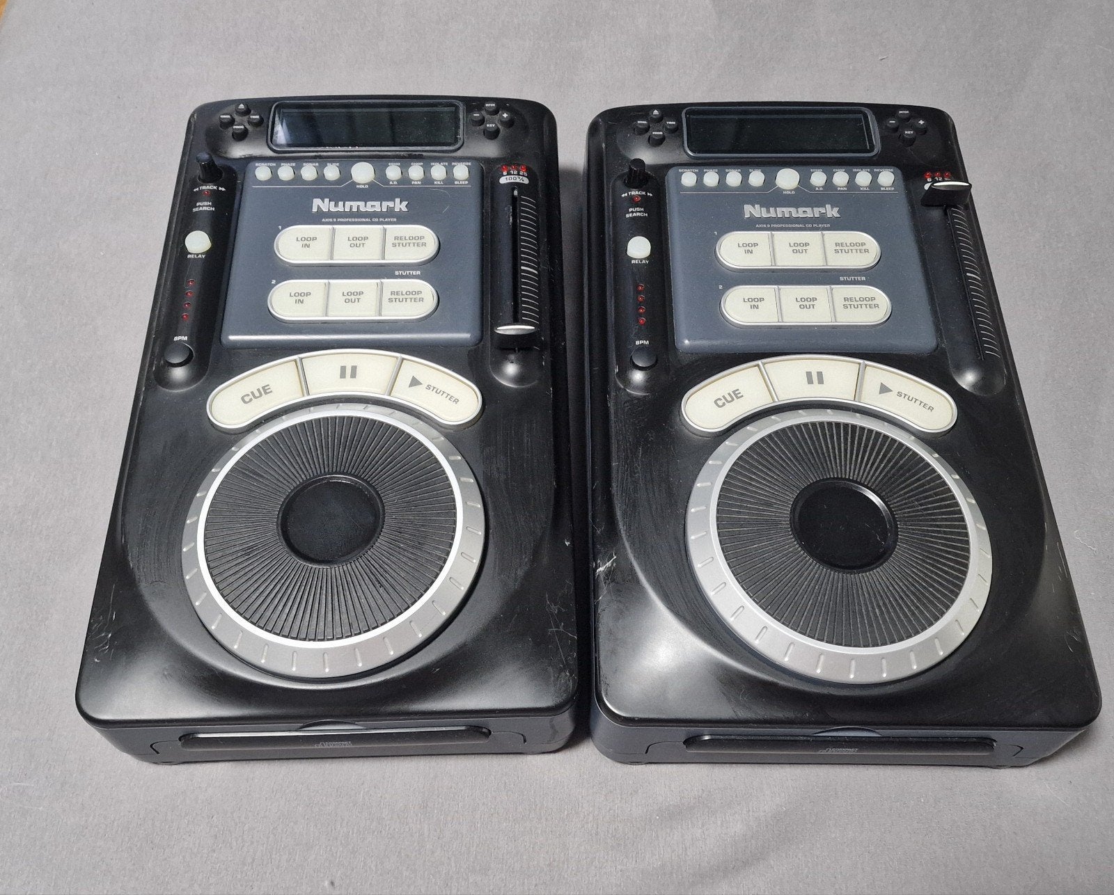 Set Numark Axis 9 DJ CD-spelers + Numark DXM06 Mixer (Inclus, Muziek en Instrumenten, Ophalen of Verzenden, Gebruikt, Numark
