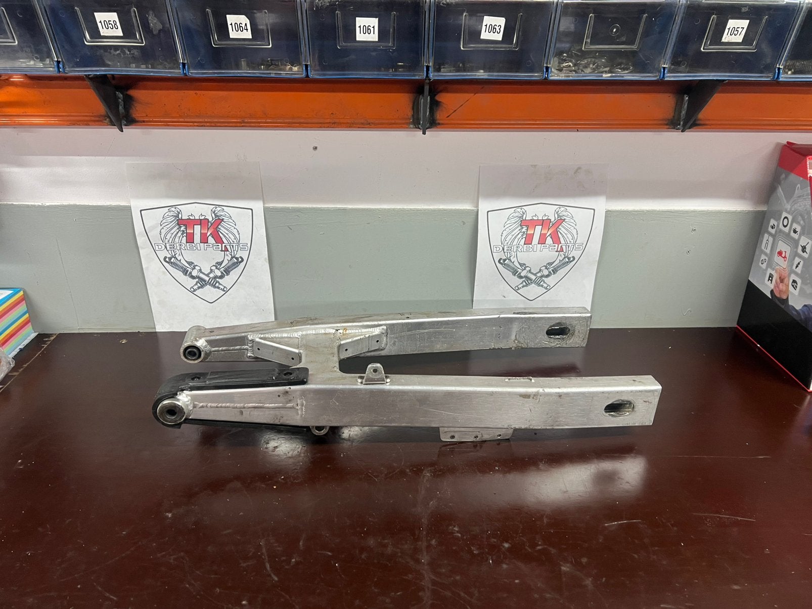 Derbi aluminium achterbrug, Frame, Gebruikt, Ophalen of Verzenden, Aluminium achterbrug