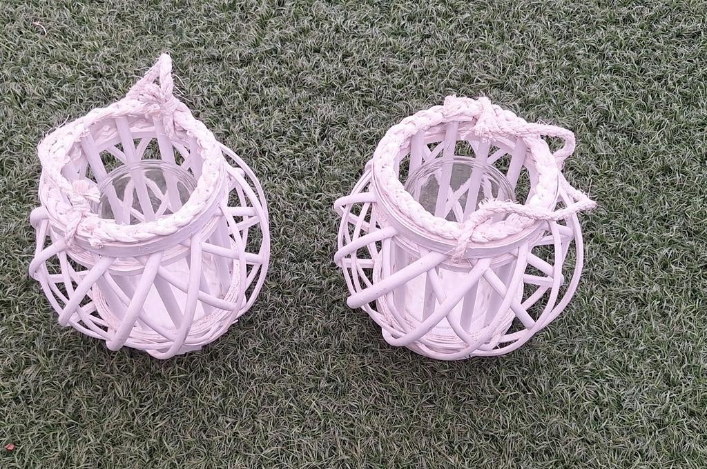 2 x  windlicht  brocant wit, Huis en Inrichting, Woonaccessoires | Kransen, Ophalen