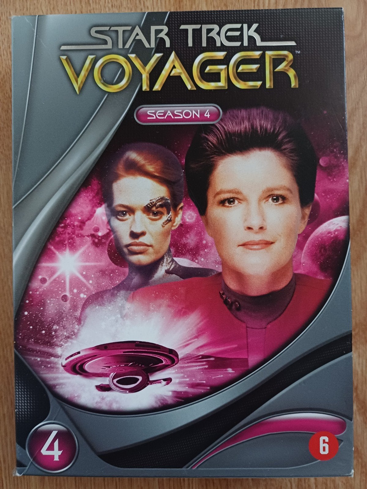 Star Trek Voyager: Season 4, Cd's en Dvd's, Dvd's | Tv en Series, Ophalen of Verzenden, Zo goed als nieuw, Science Fiction en Fantasy