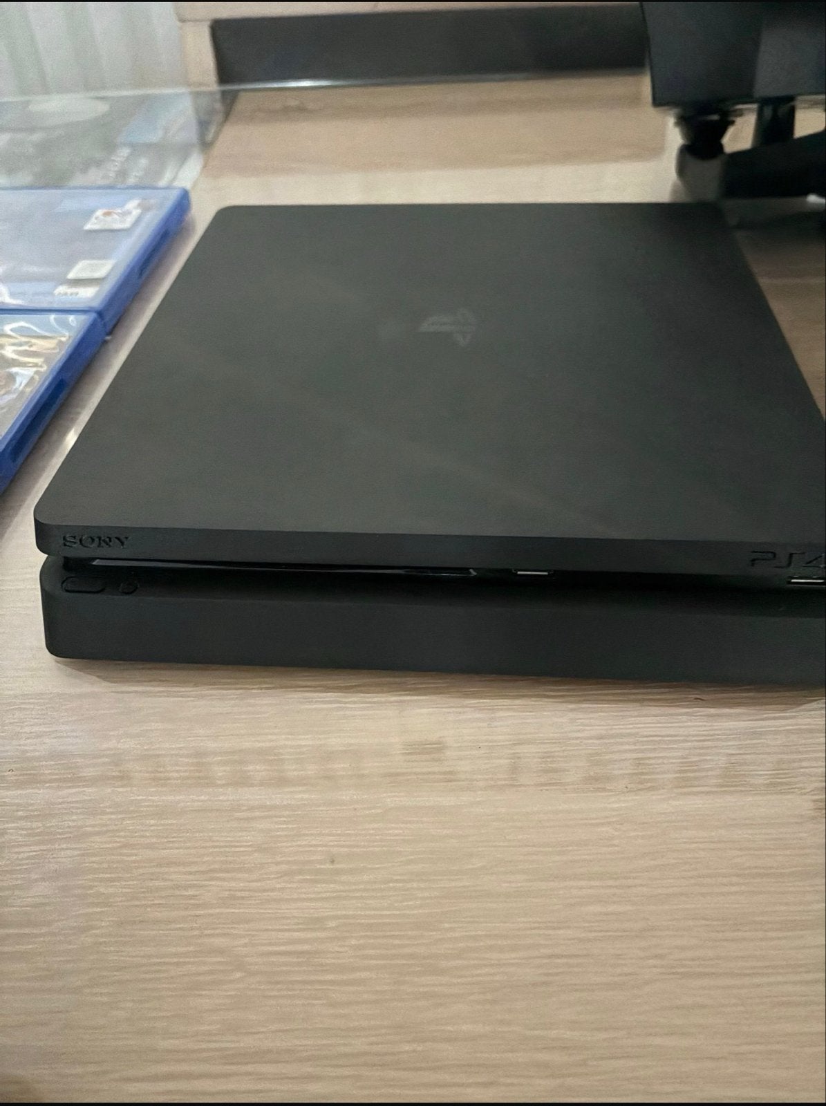 PlayStation 4 Slim 1TB! met games incl controller, Ophalen, Met games, Zo goed als nieuw, 1 TB