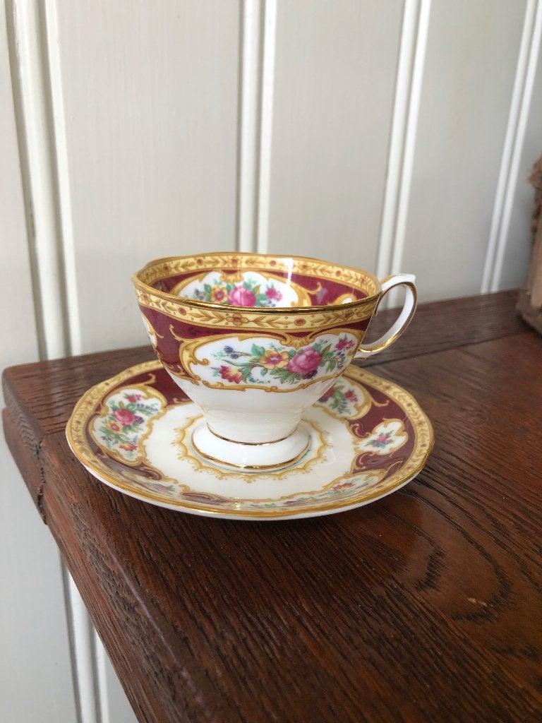 Royal Albert kop en schotel, Ophalen of Verzenden